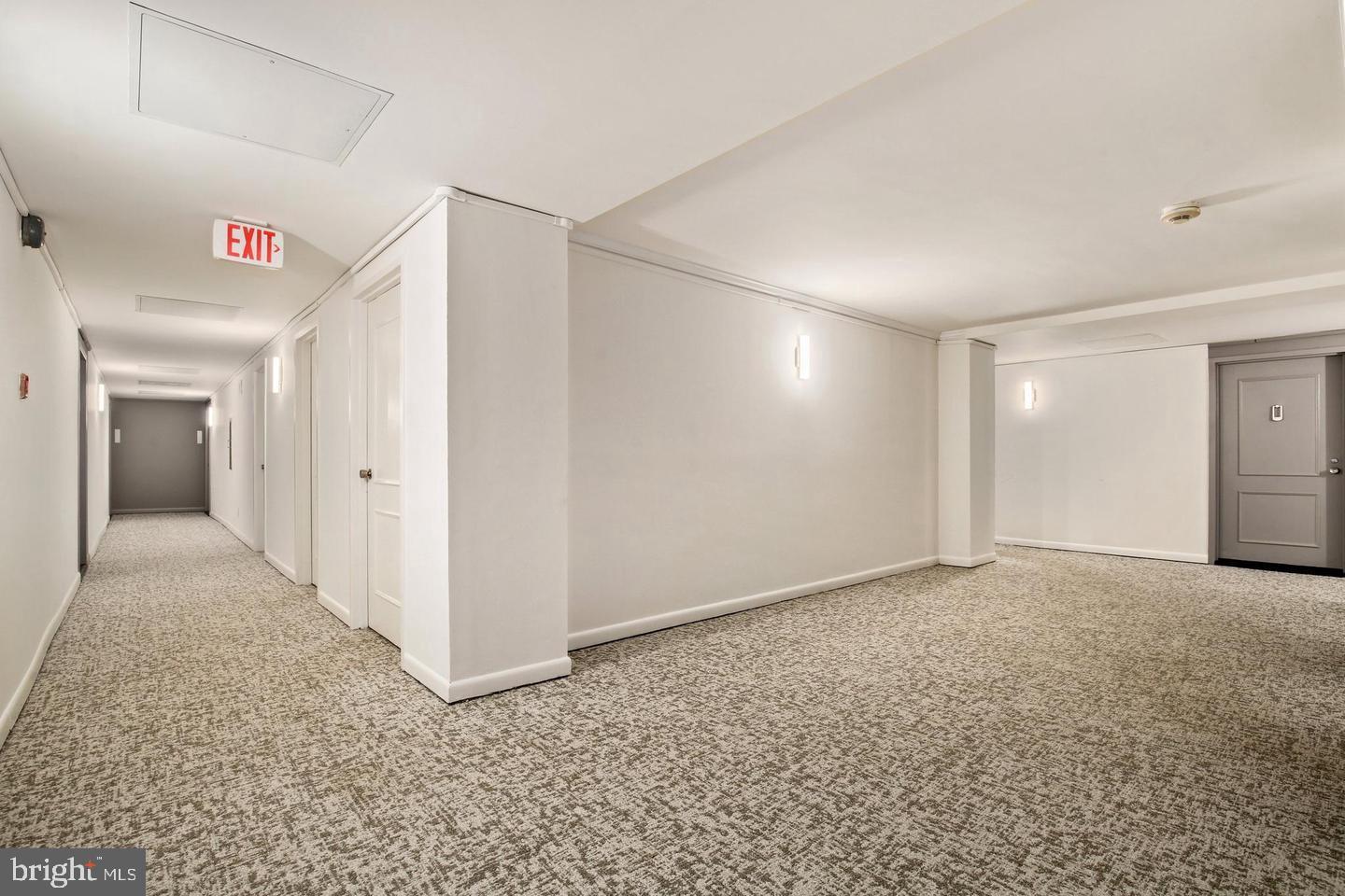 AMERICANA CENTRE - Residential Lease