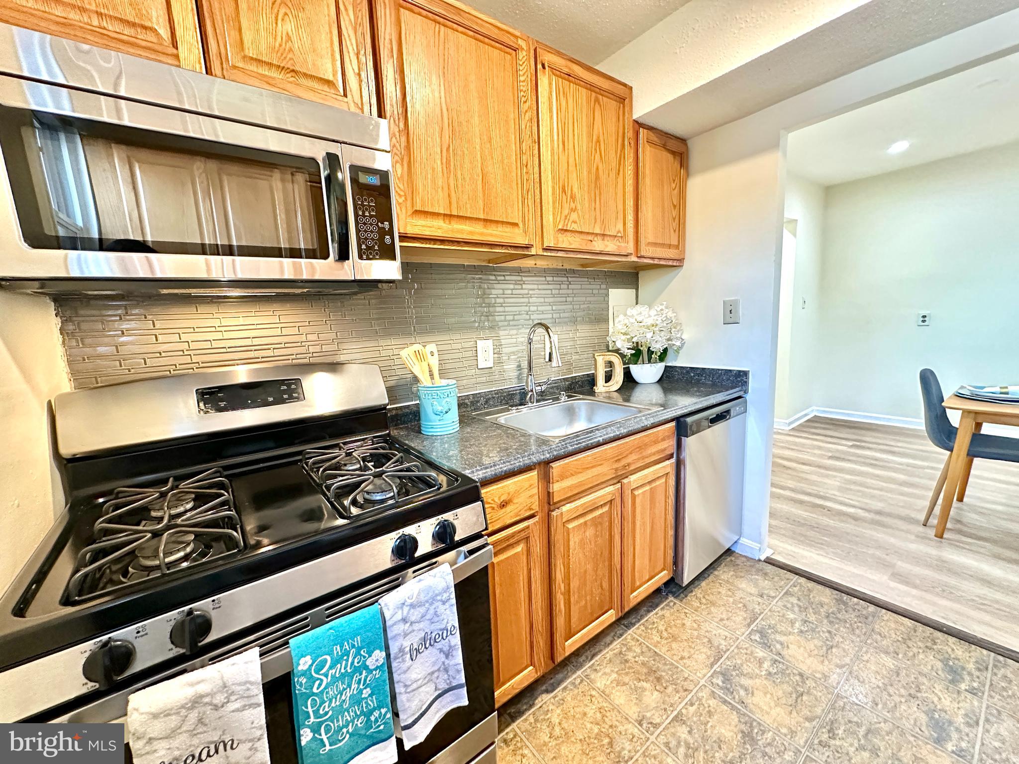 PARK PLACE CONDOMINIUMS - Residential Lease