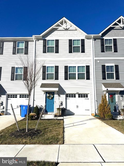 Condo For Sale - 25 F Floyd Avenue<br/> BEVERLY, NJ 08010