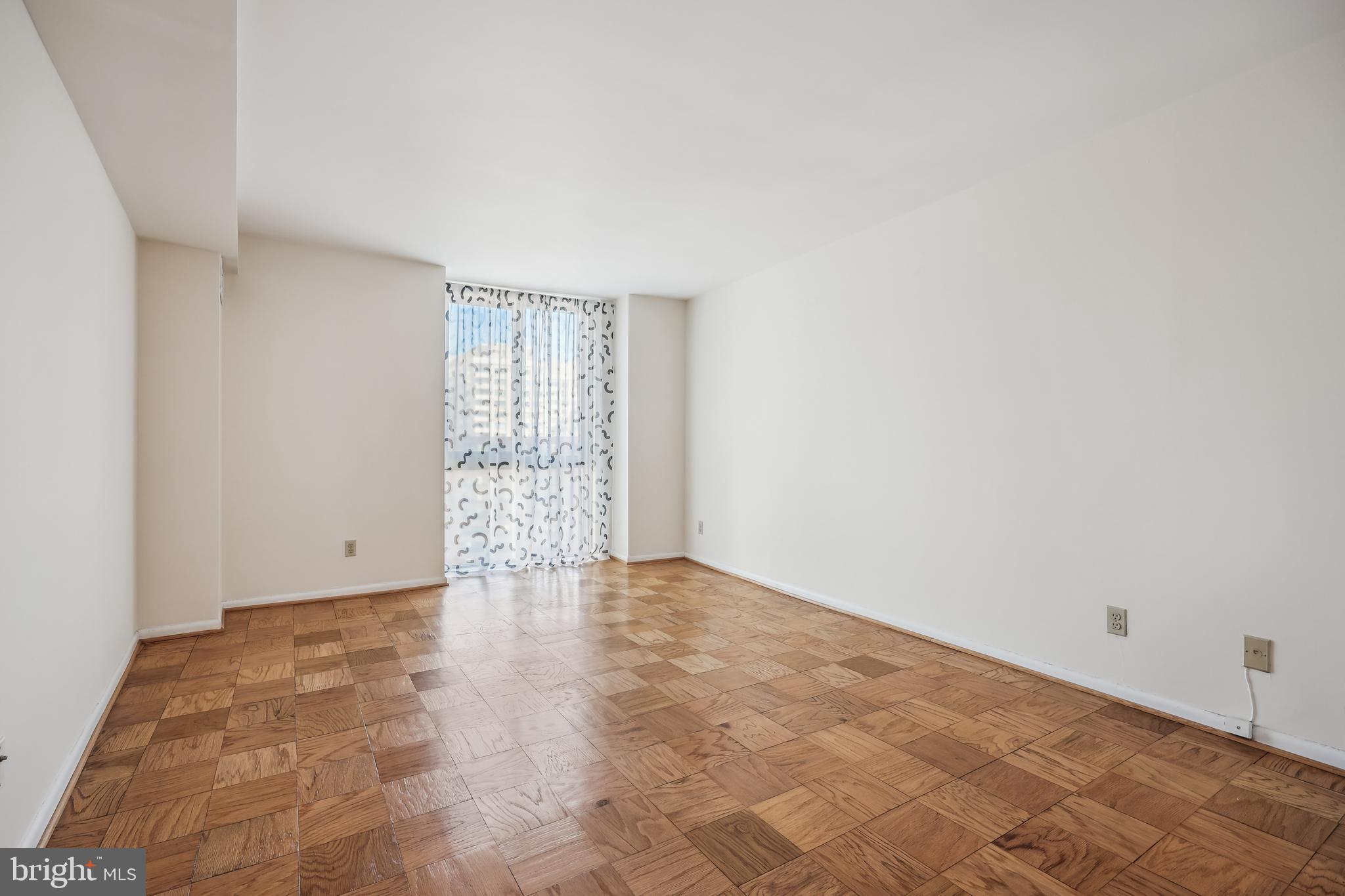 FRIENDSHIP HEIGHTS - Residential Lease