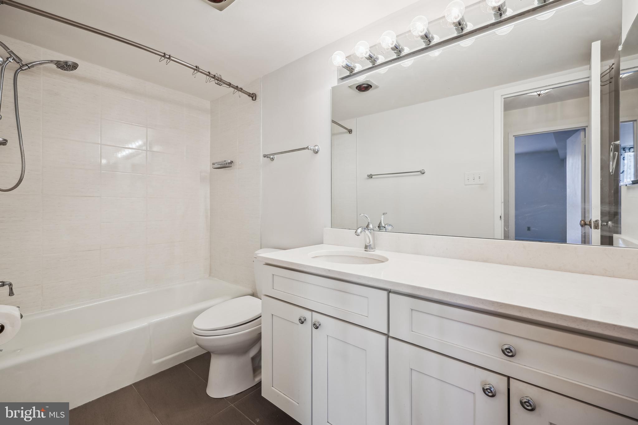 FRIENDSHIP HEIGHTS - Residential Lease