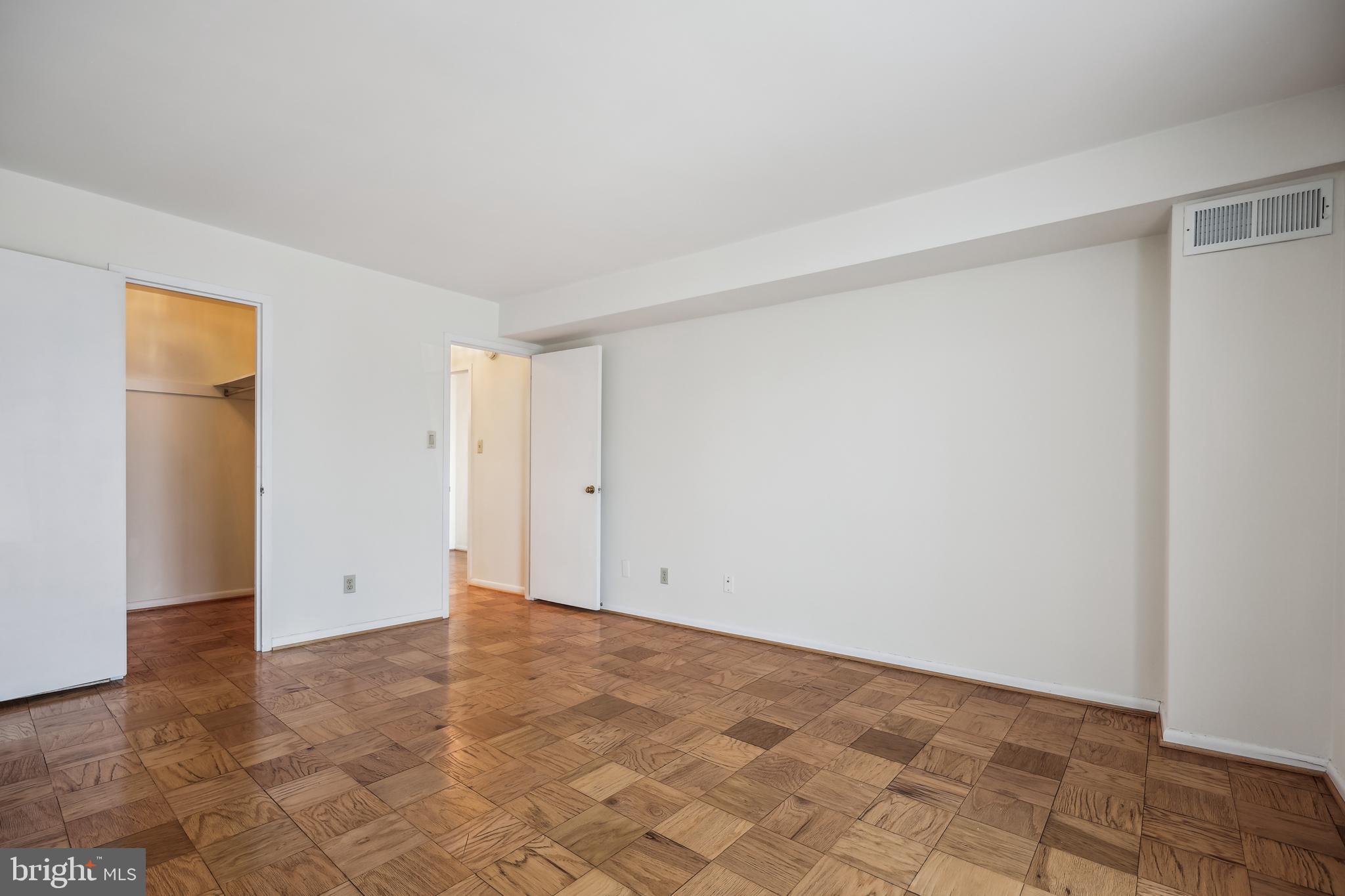 FRIENDSHIP HEIGHTS - Residential Lease