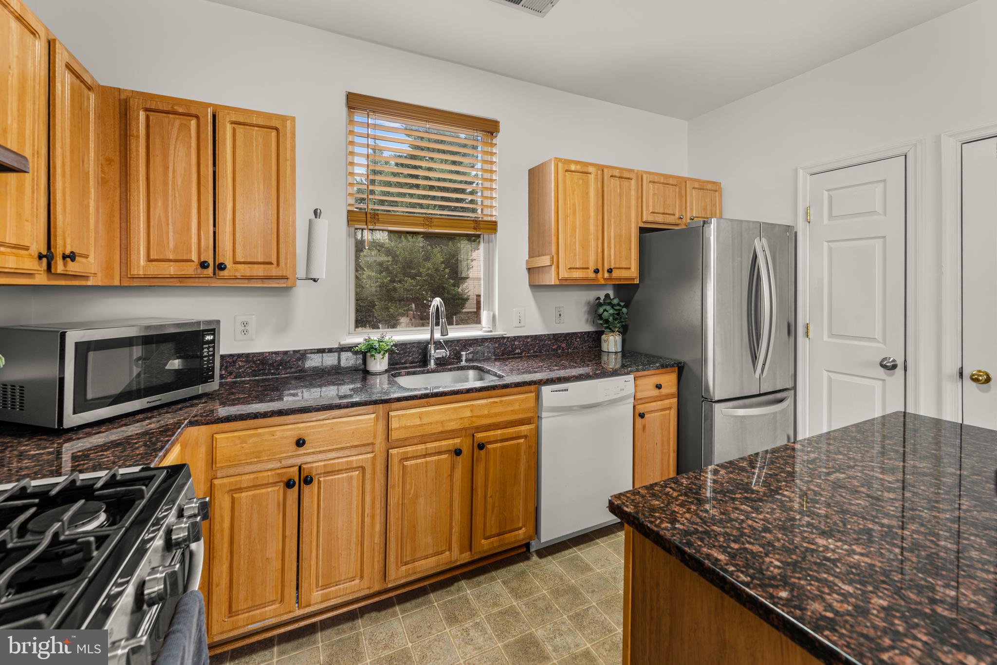 PARKSIDE AT ASHBURN - Residential