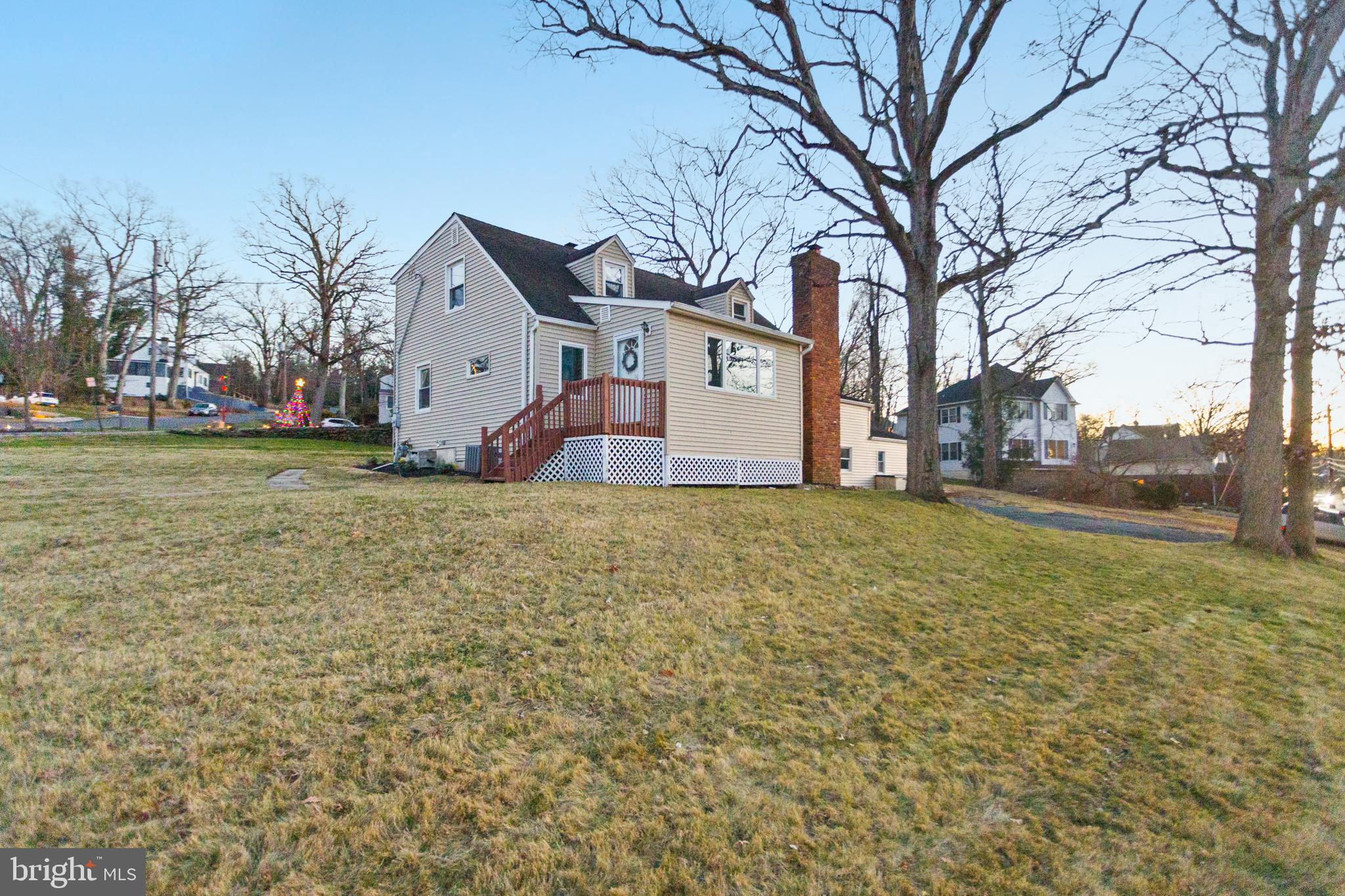 83 MOUNTAIN BOULEVARD