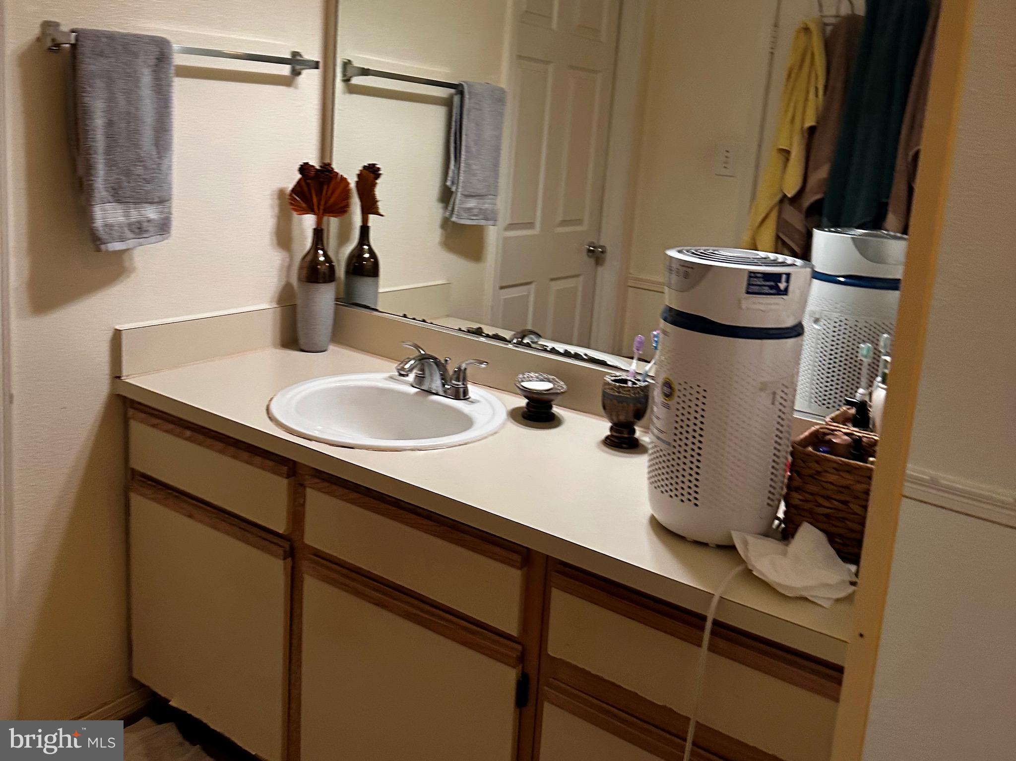 POINTE AT PARK CENTER - Residential