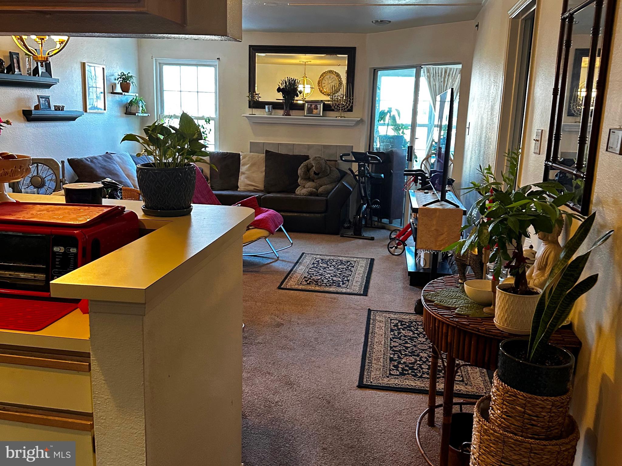 POINTE AT PARK CENTER - Residential