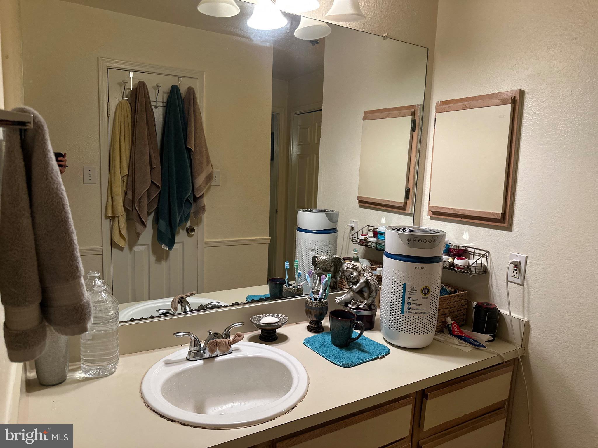 POINTE AT PARK CENTER - Residential