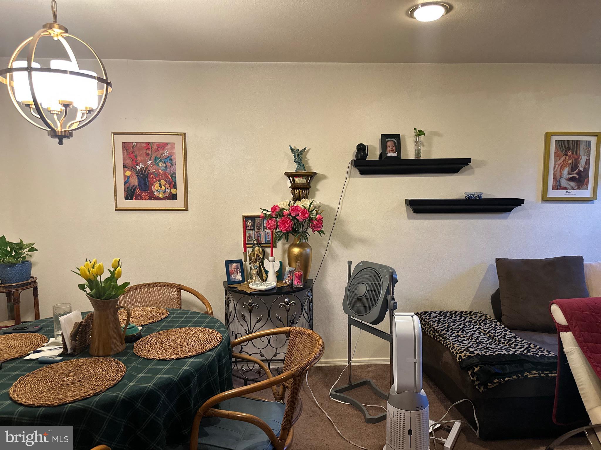 POINTE AT PARK CENTER - Residential