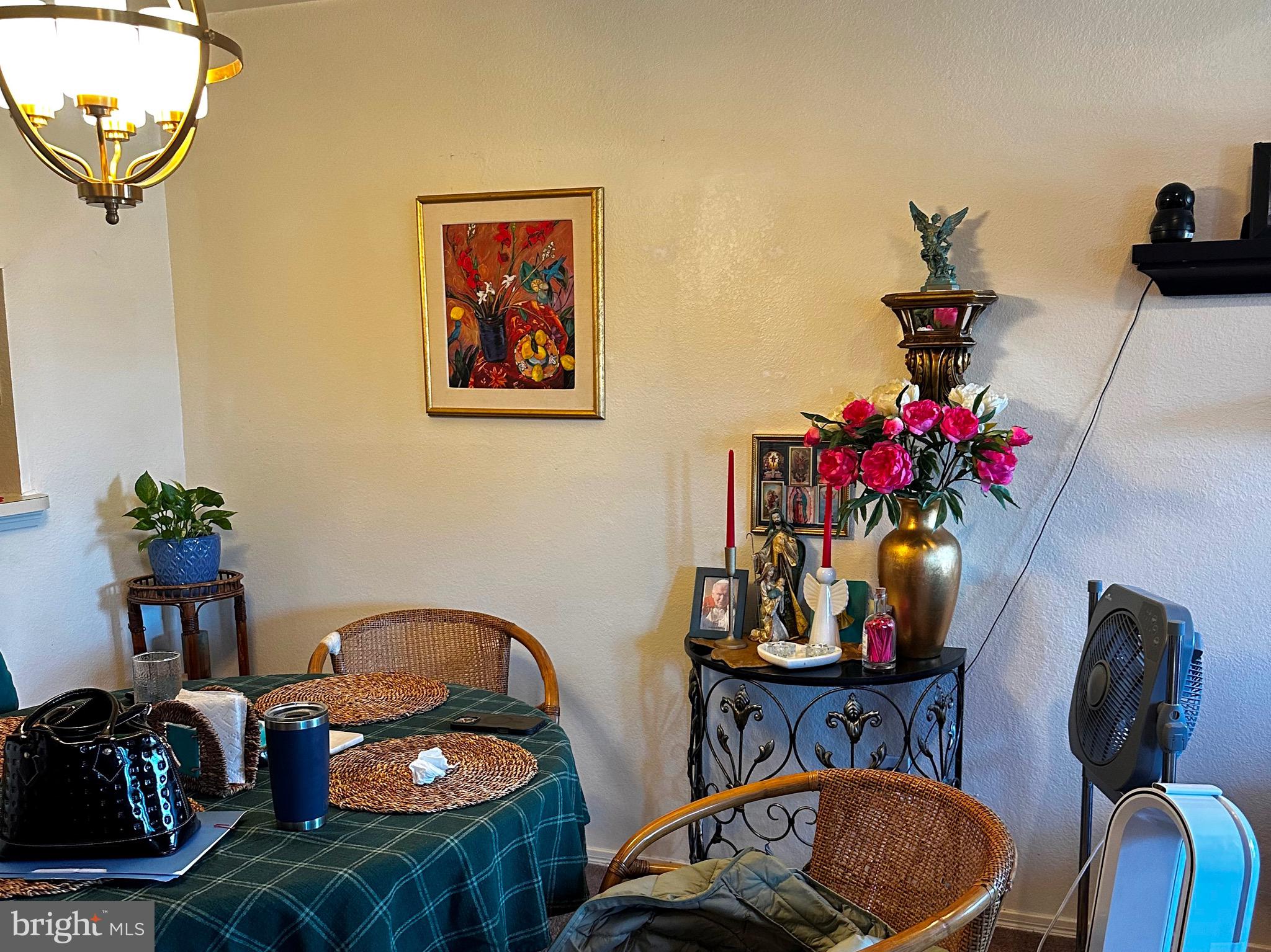 POINTE AT PARK CENTER - Residential