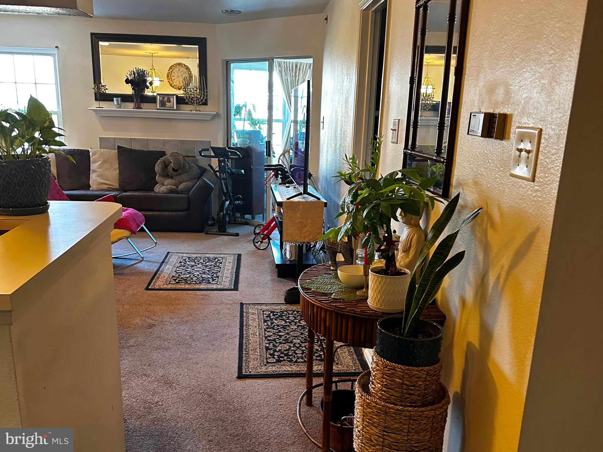 POINTE AT PARK CENTER - Residential