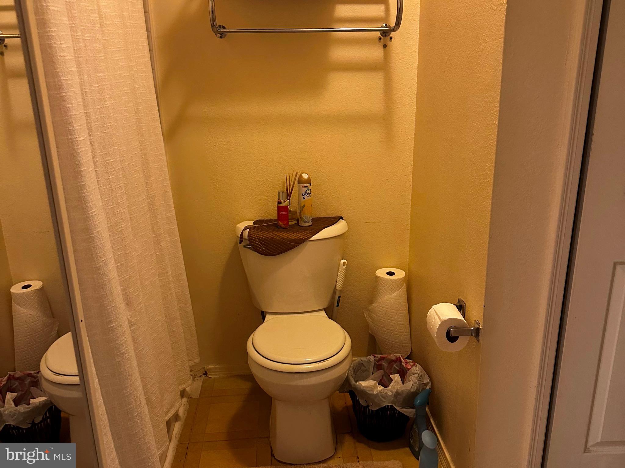 POINTE AT PARK CENTER - Residential