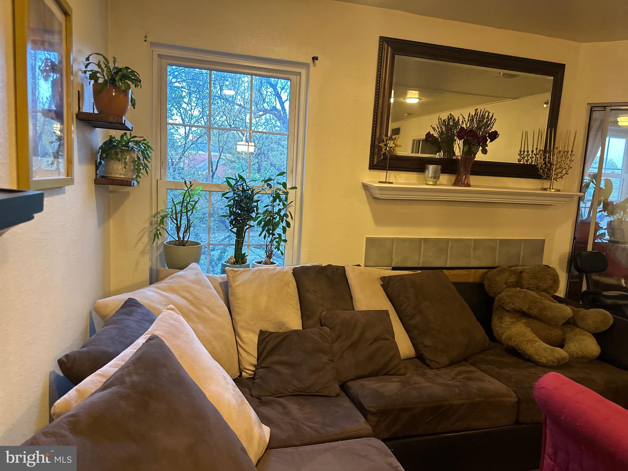 POINTE AT PARK CENTER - Residential