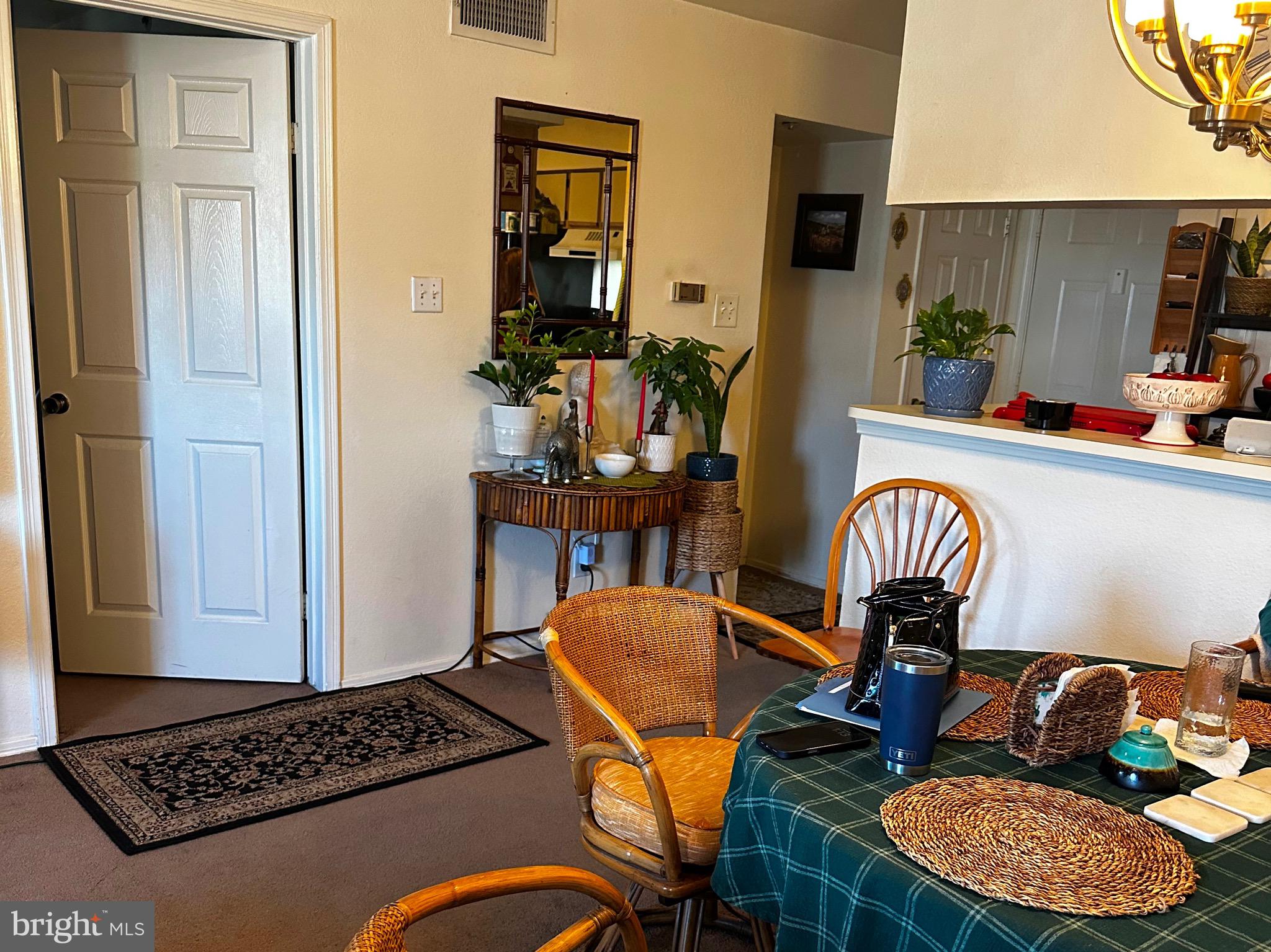 POINTE AT PARK CENTER - Residential