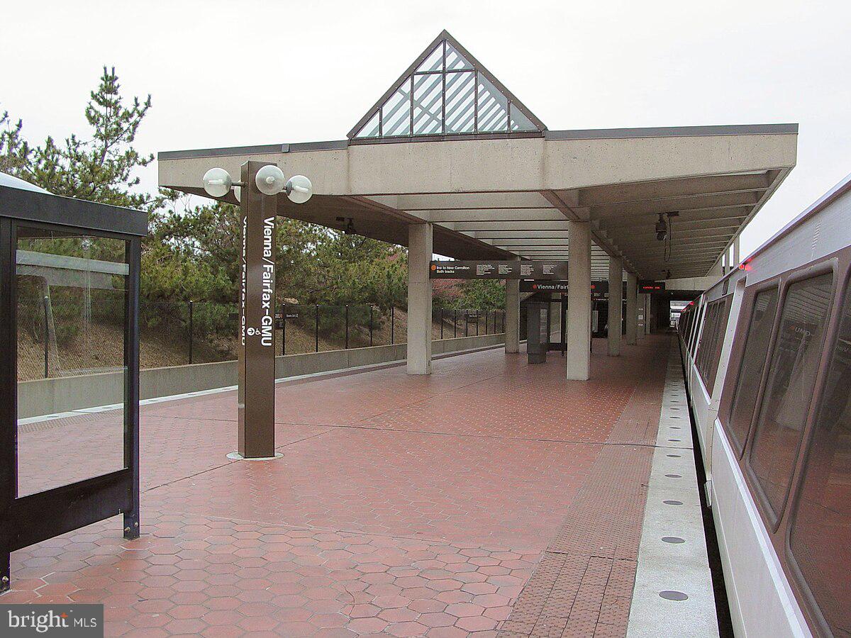 HIDEAWAY PARK - Residential