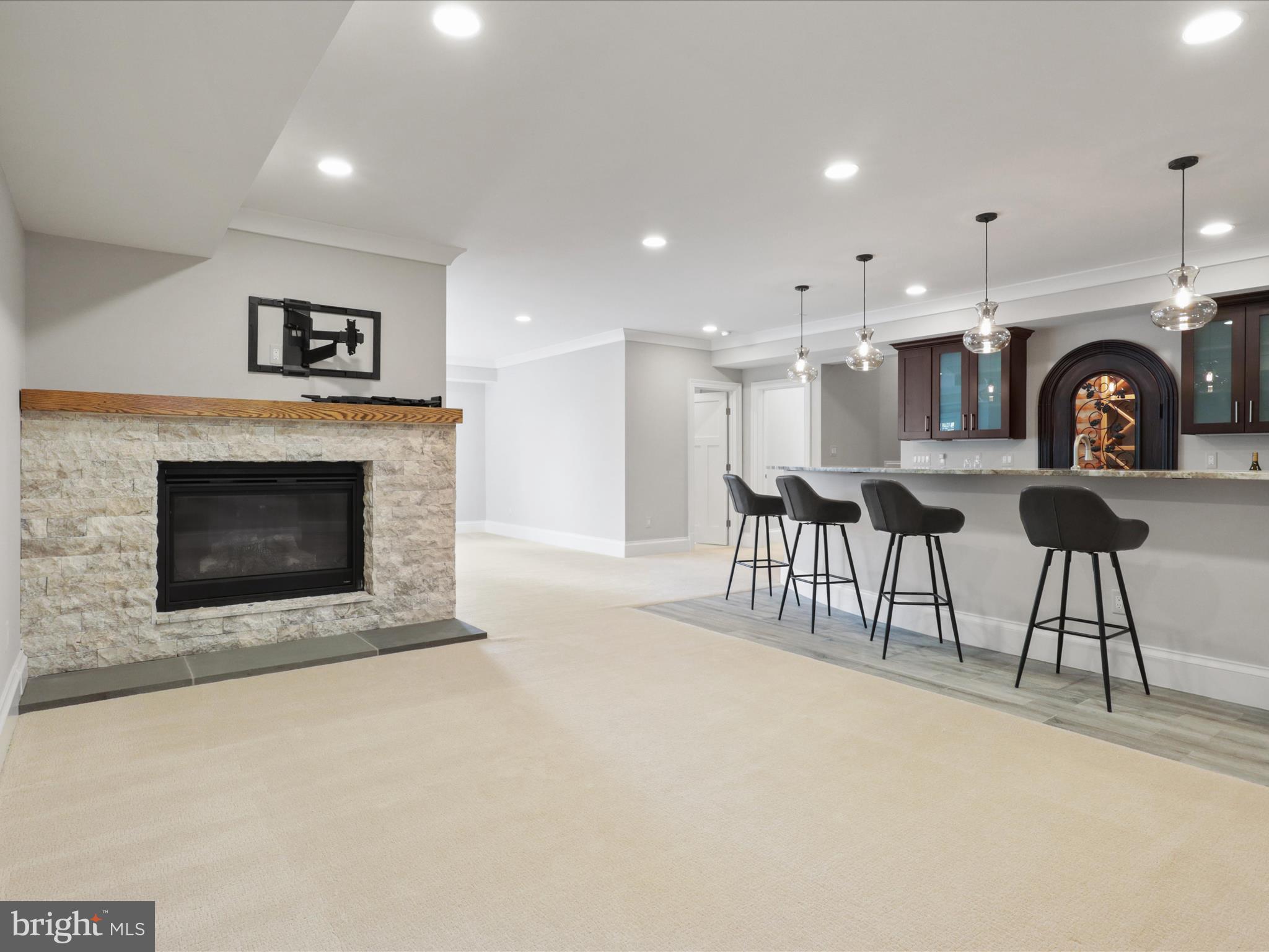 ROSEMONT - Residential