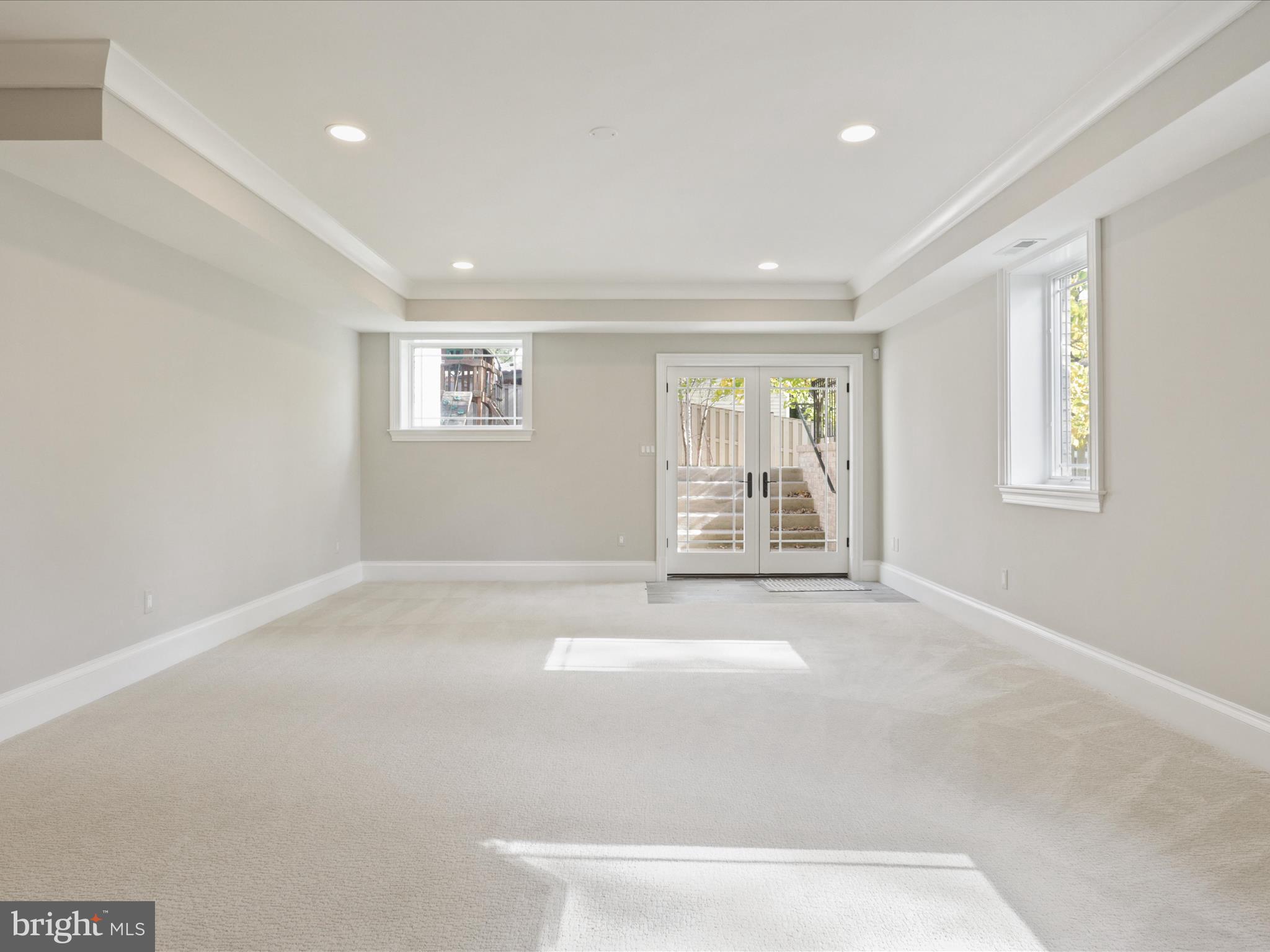 ROSEMONT - Residential