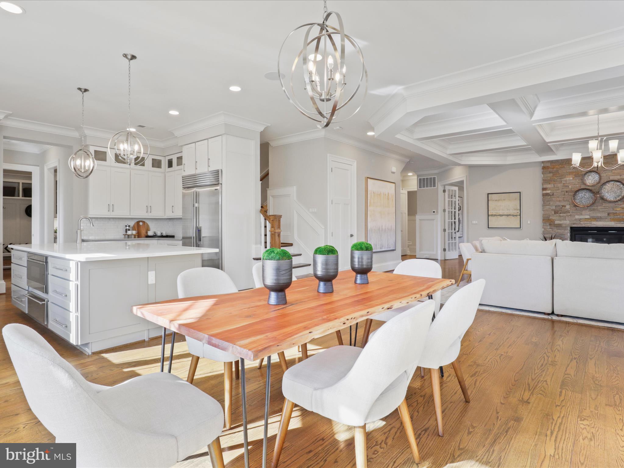 ROSEMONT - Residential