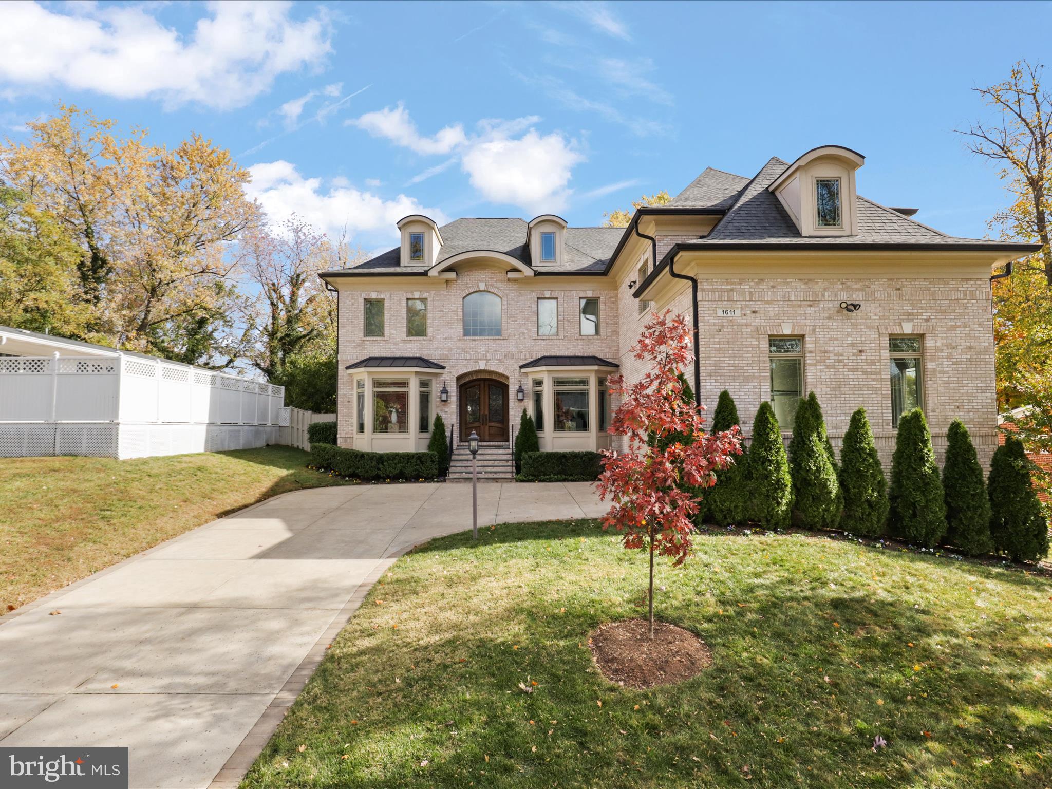 ROSEMONT - Residential