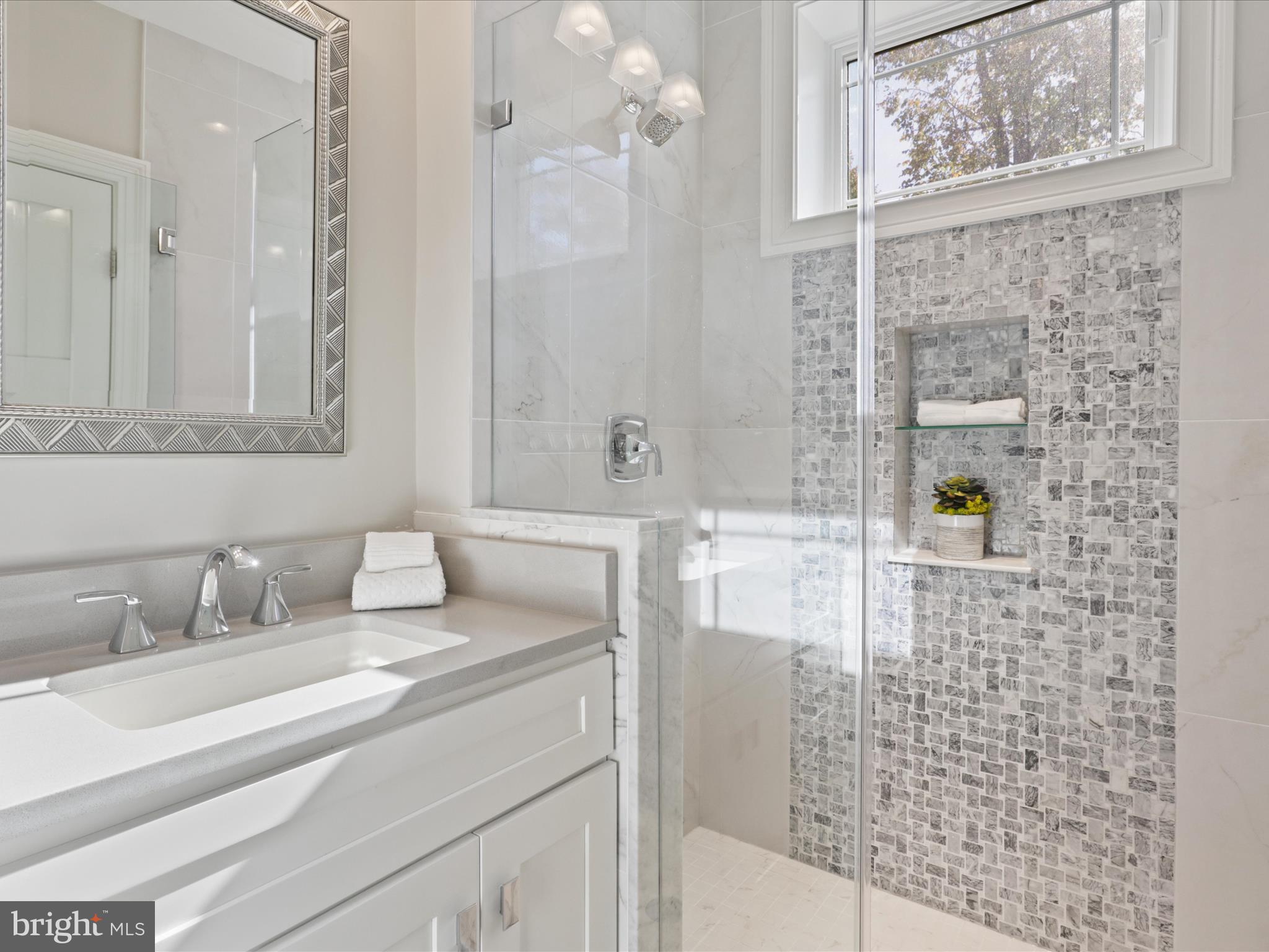 ROSEMONT - Residential