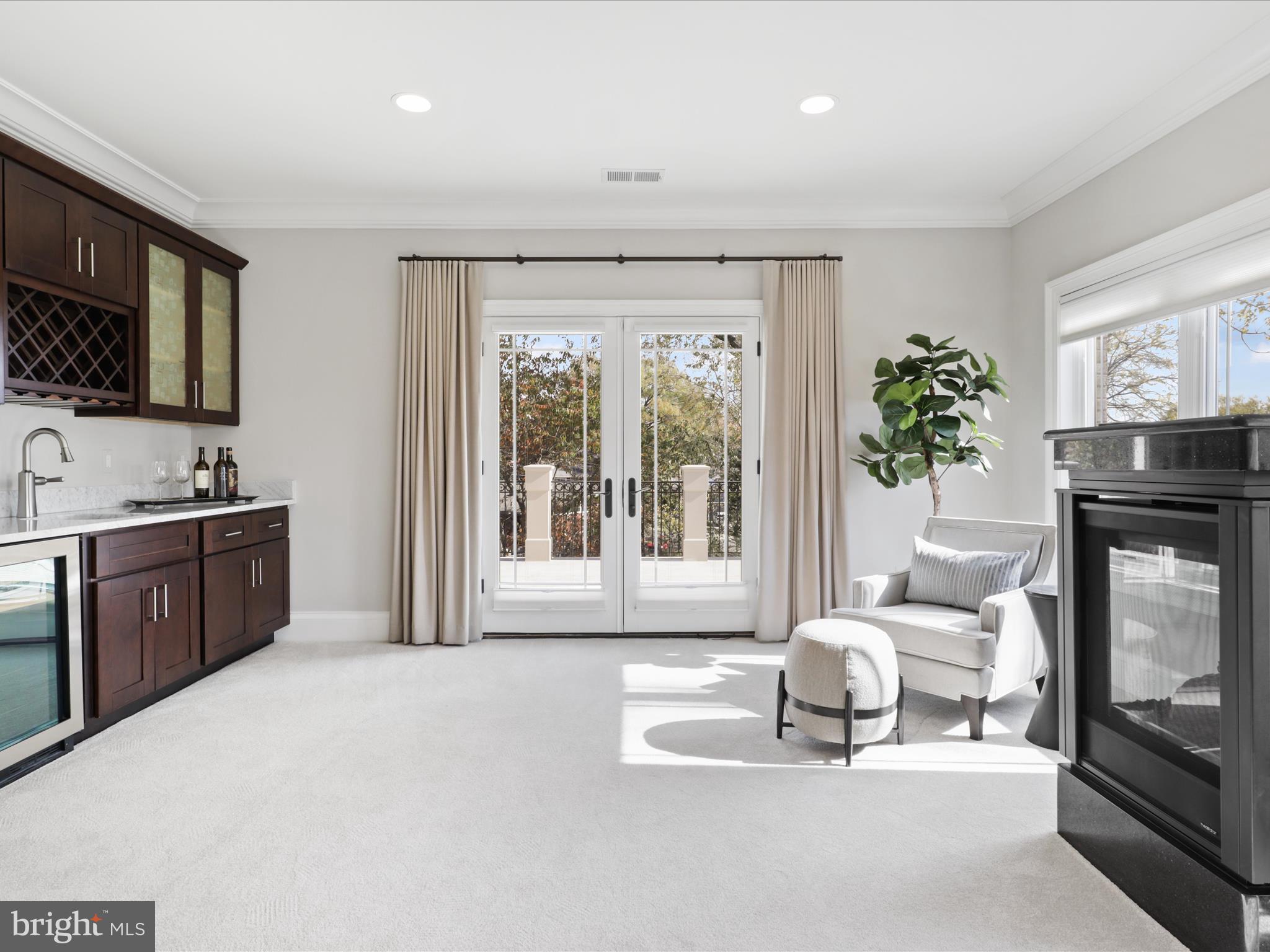 ROSEMONT - Residential