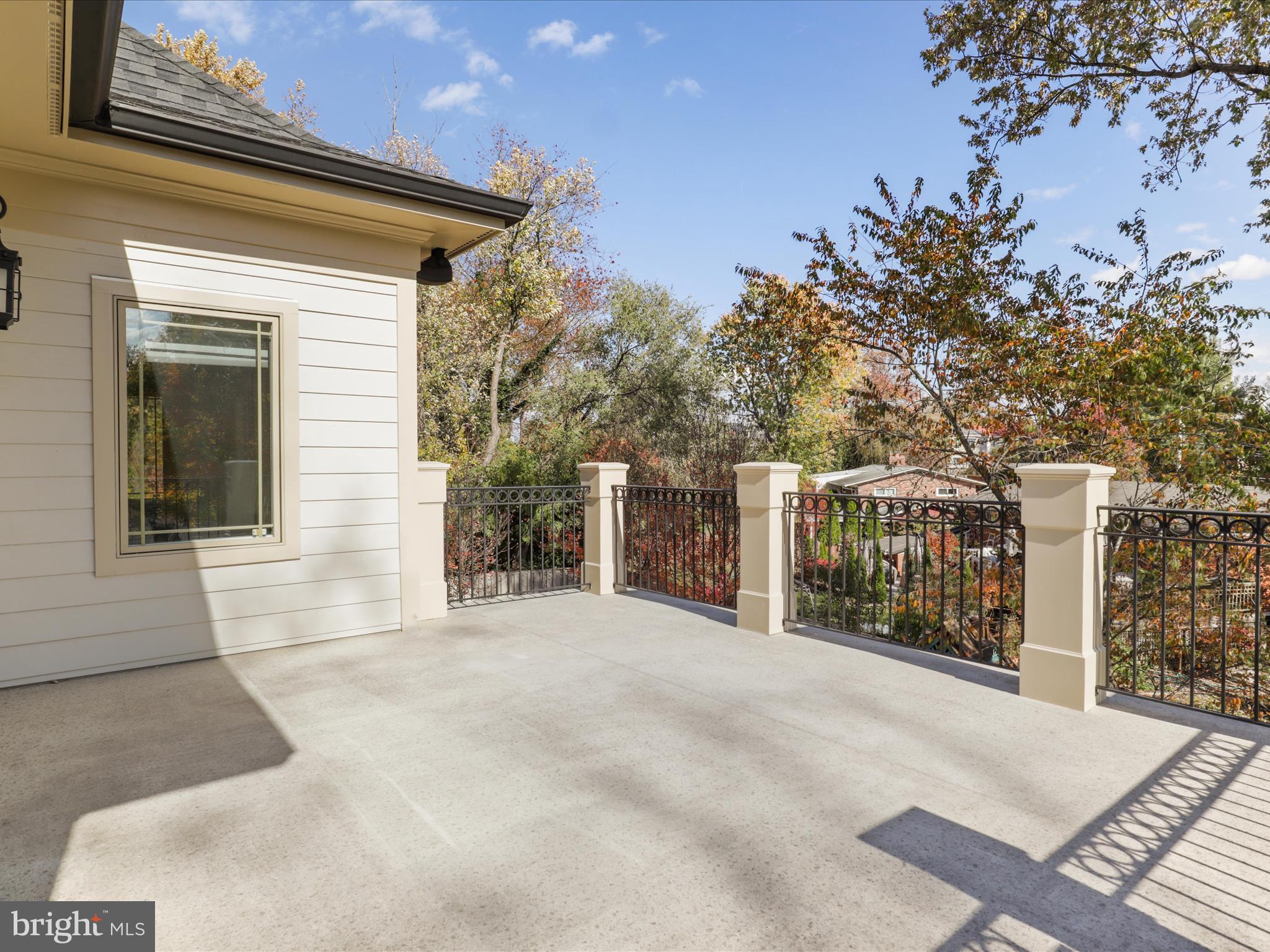 ROSEMONT - Residential