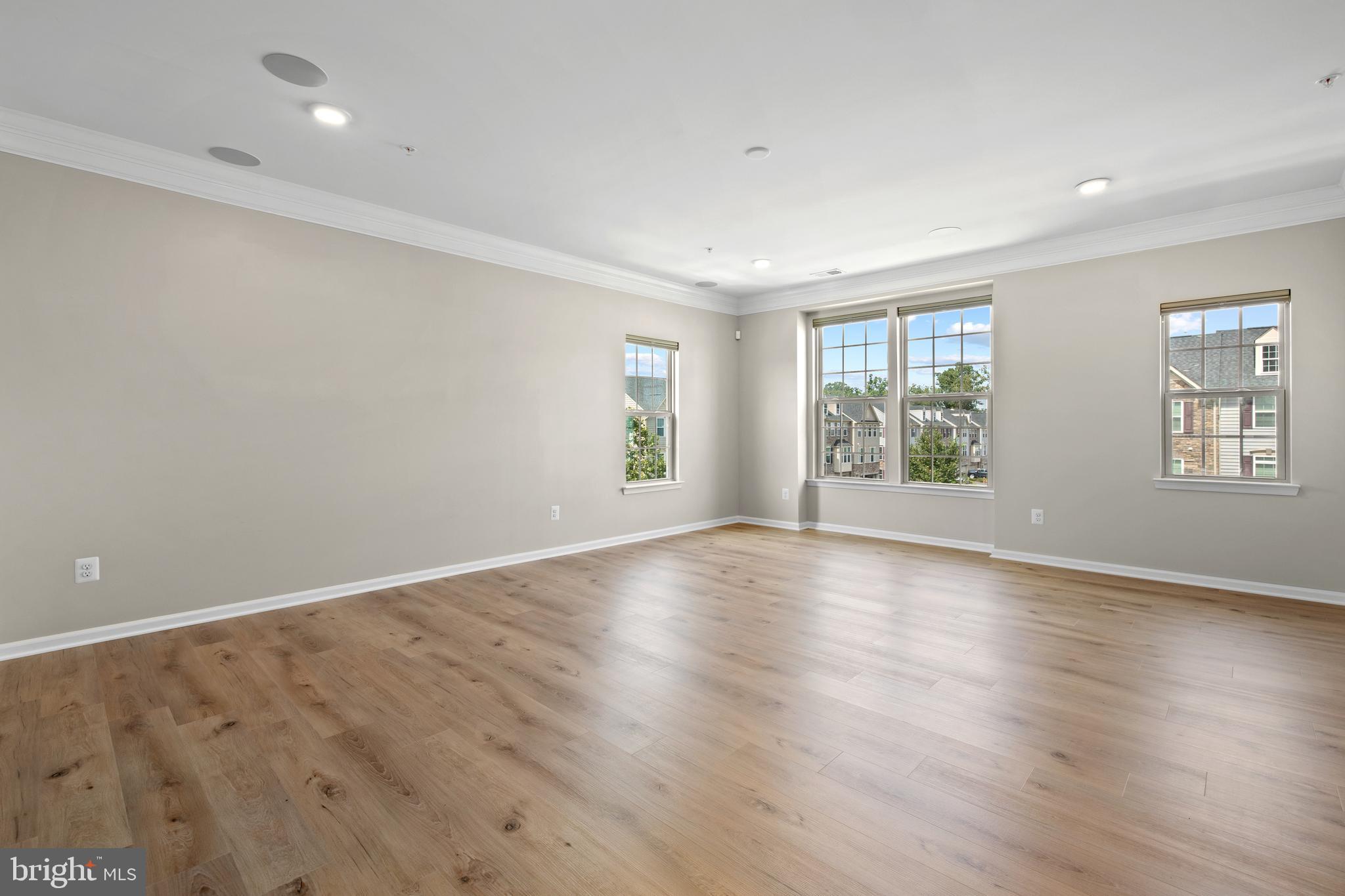 WENTWORTH GREEN - Residential Lease