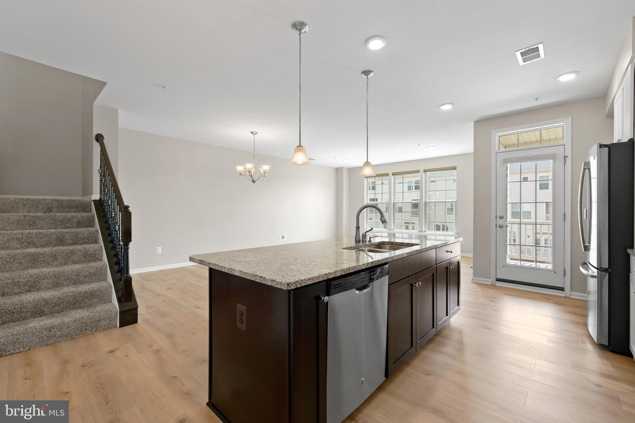 WENTWORTH GREEN - Residential Lease