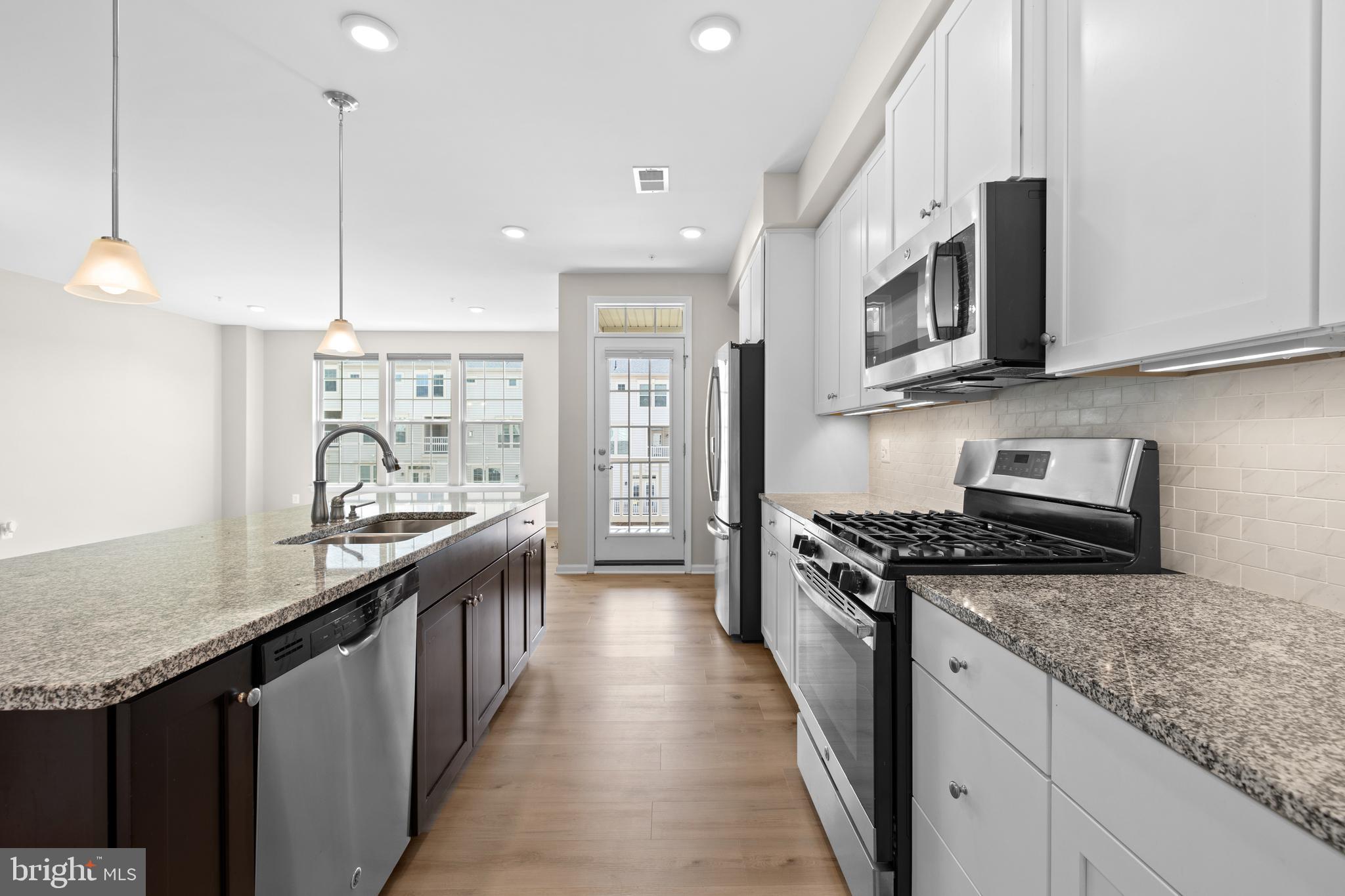 WENTWORTH GREEN - Residential Lease