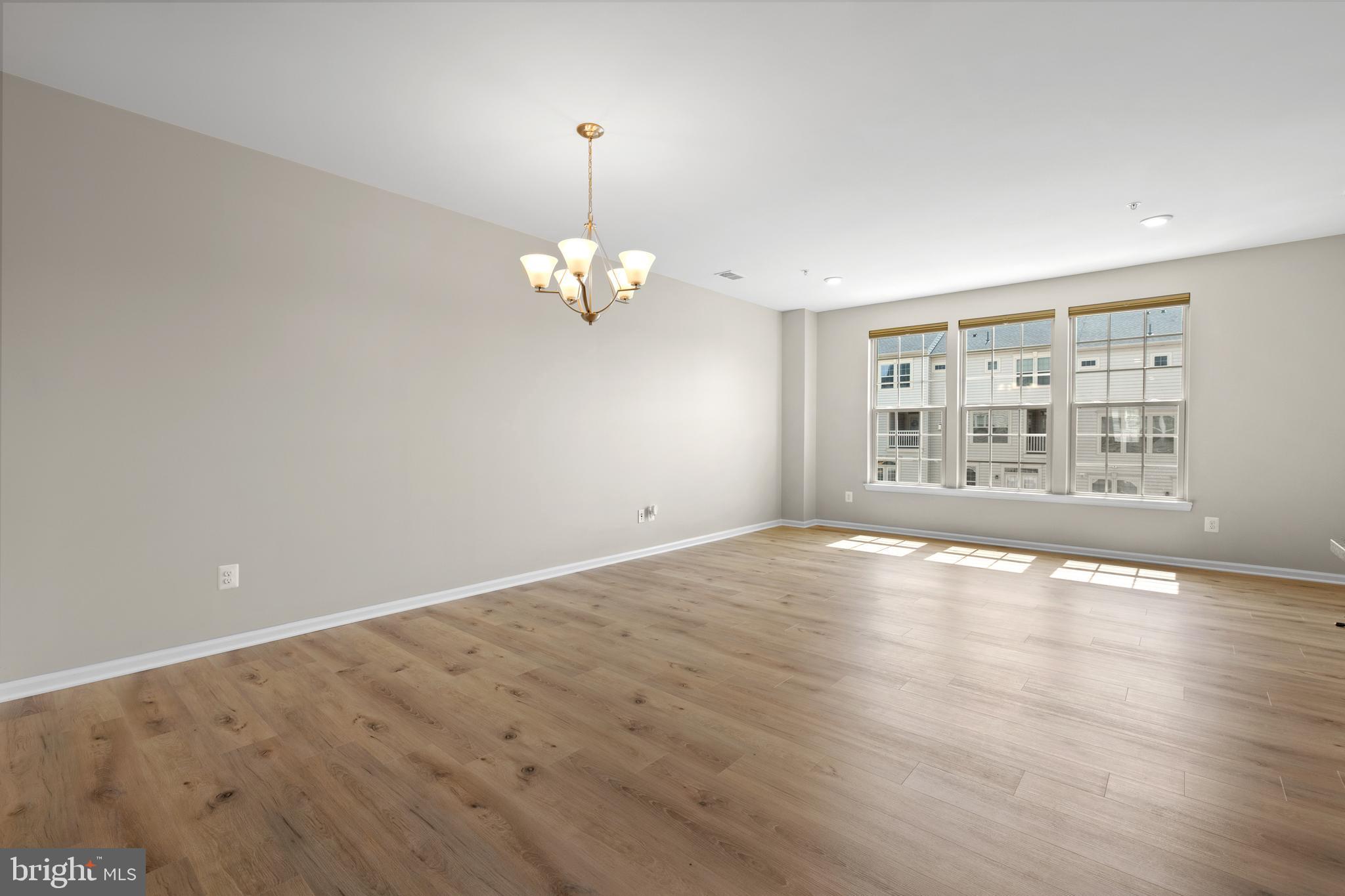 WENTWORTH GREEN - Residential Lease