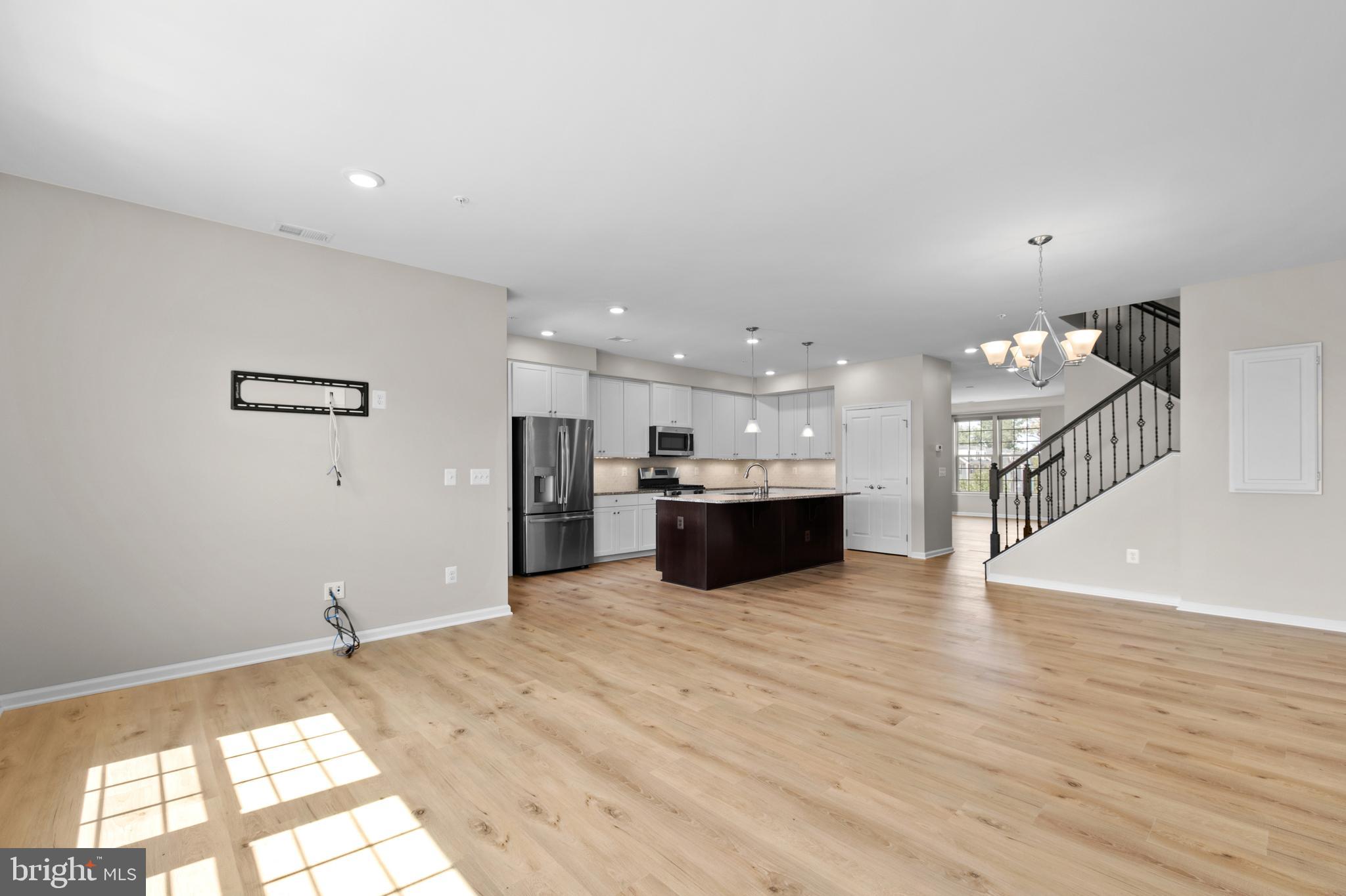 WENTWORTH GREEN - Residential Lease