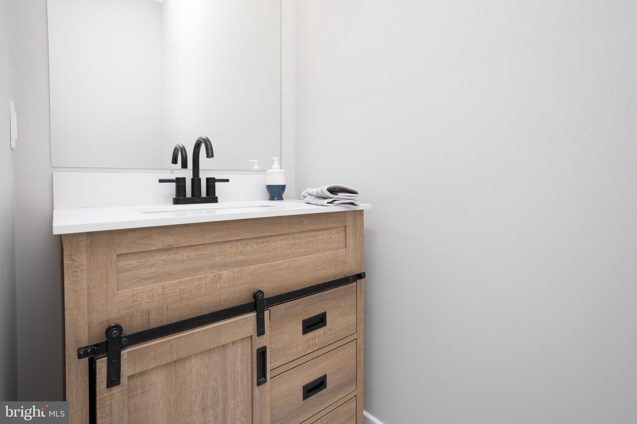 THE PONDS - Residential