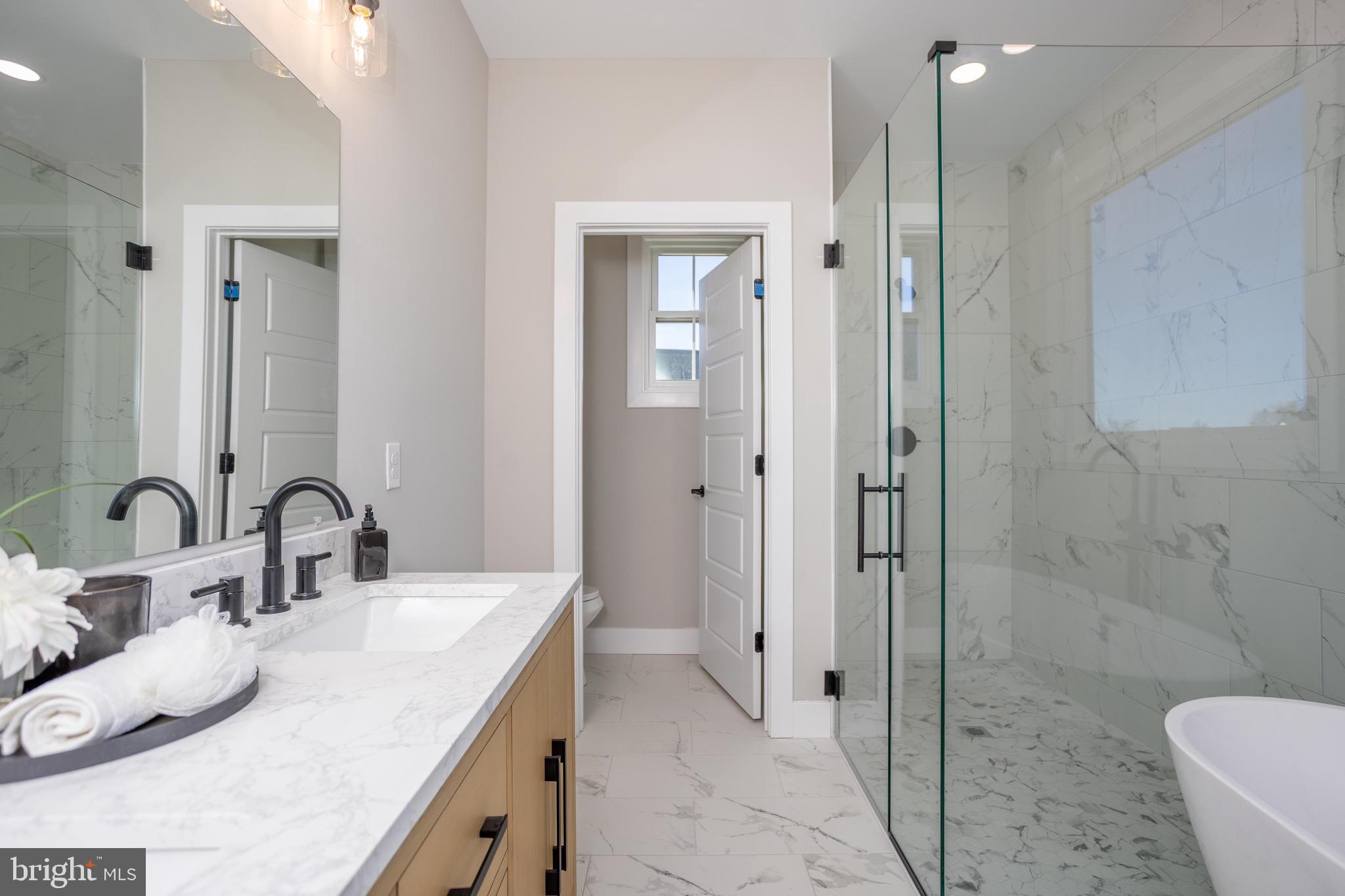 THE PONDS - Residential