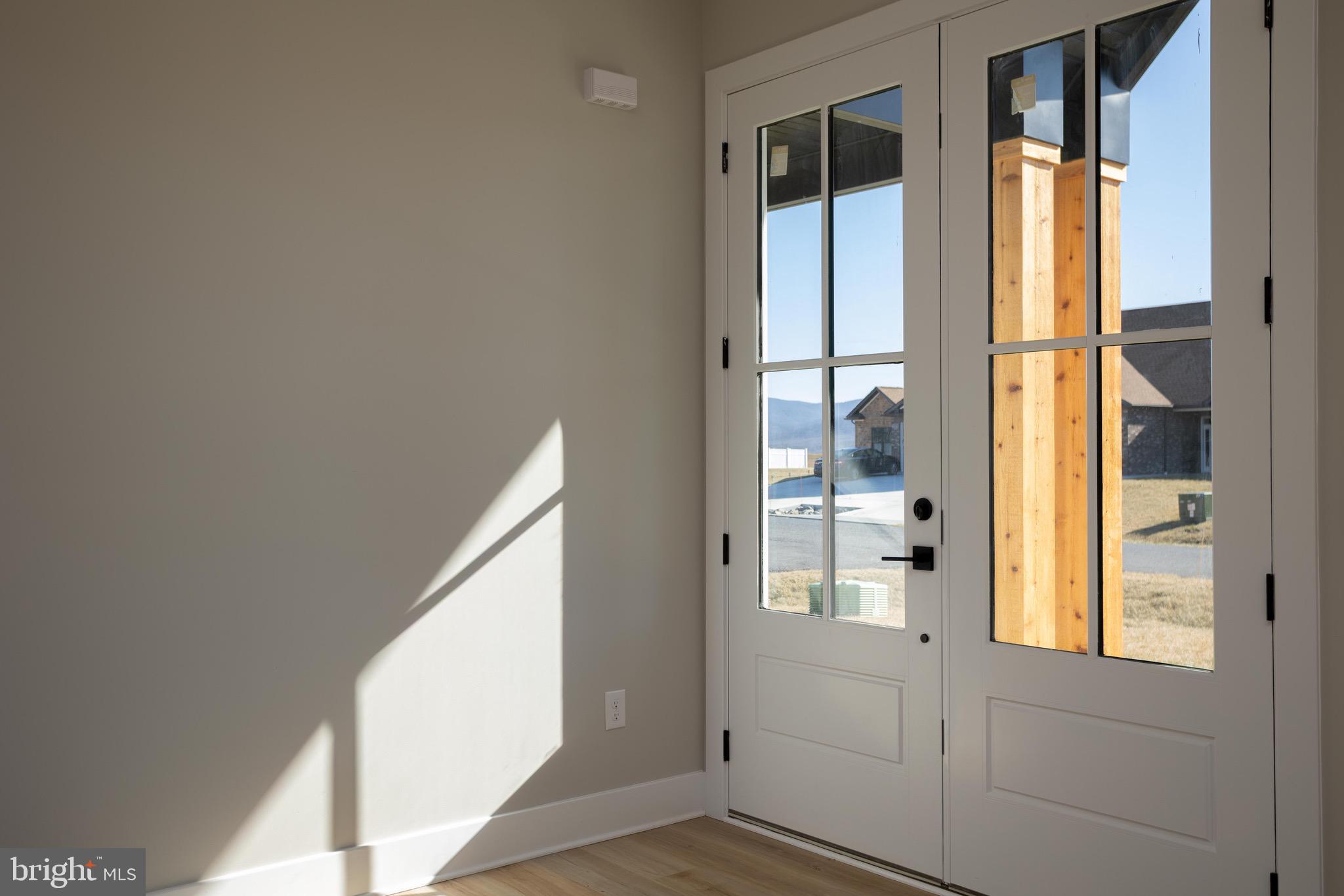 THE PONDS - Residential