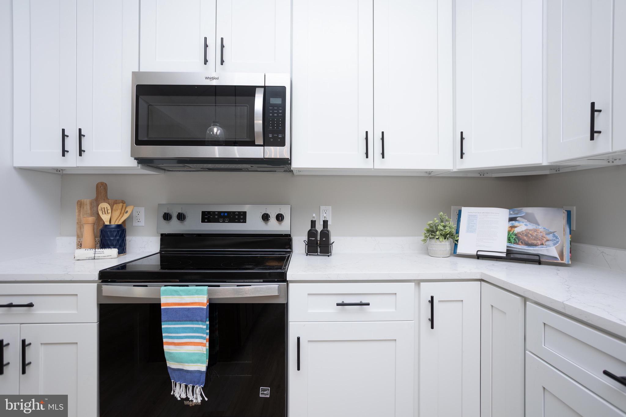 THE PONDS - Residential