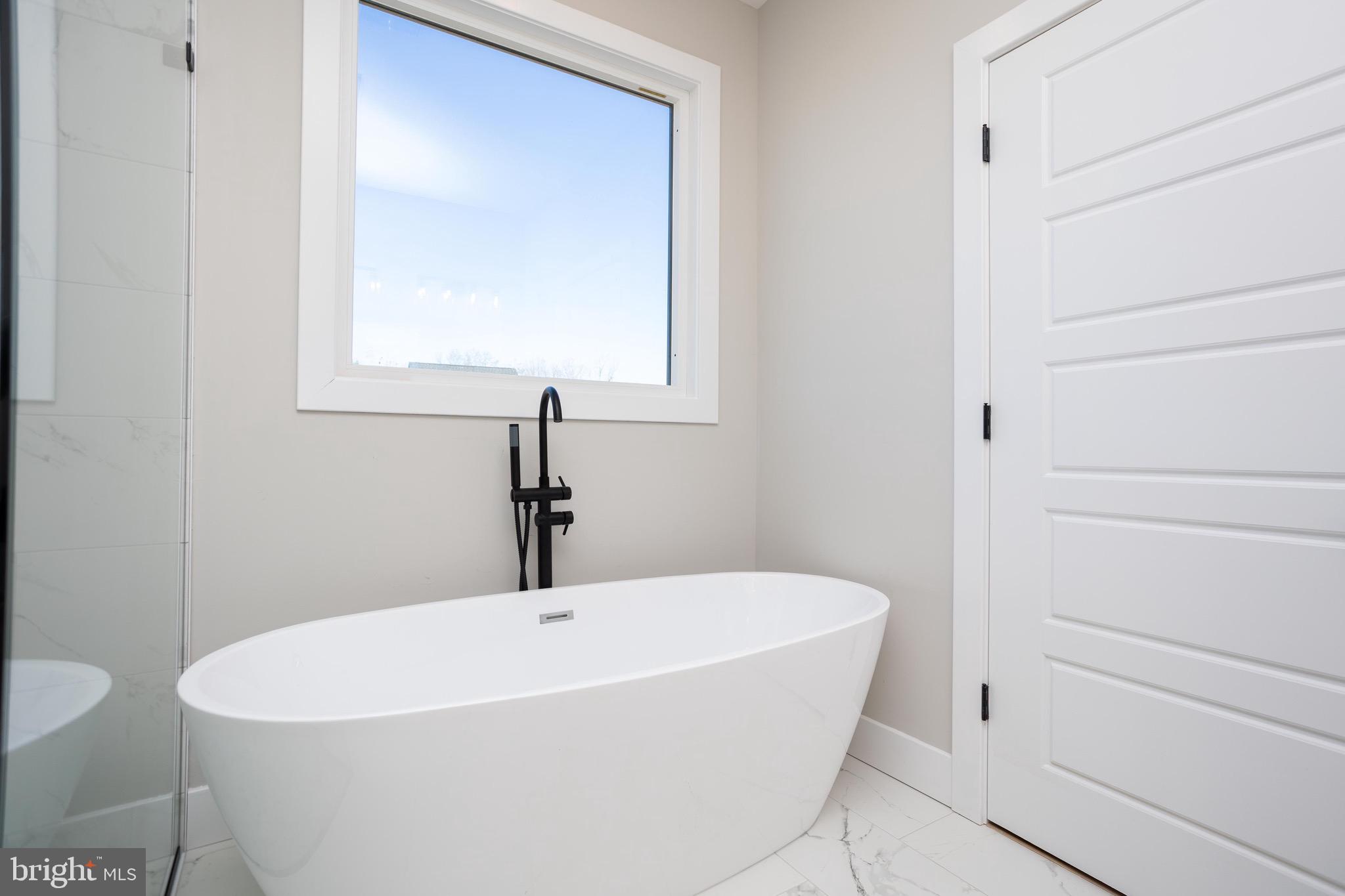 THE PONDS - Residential