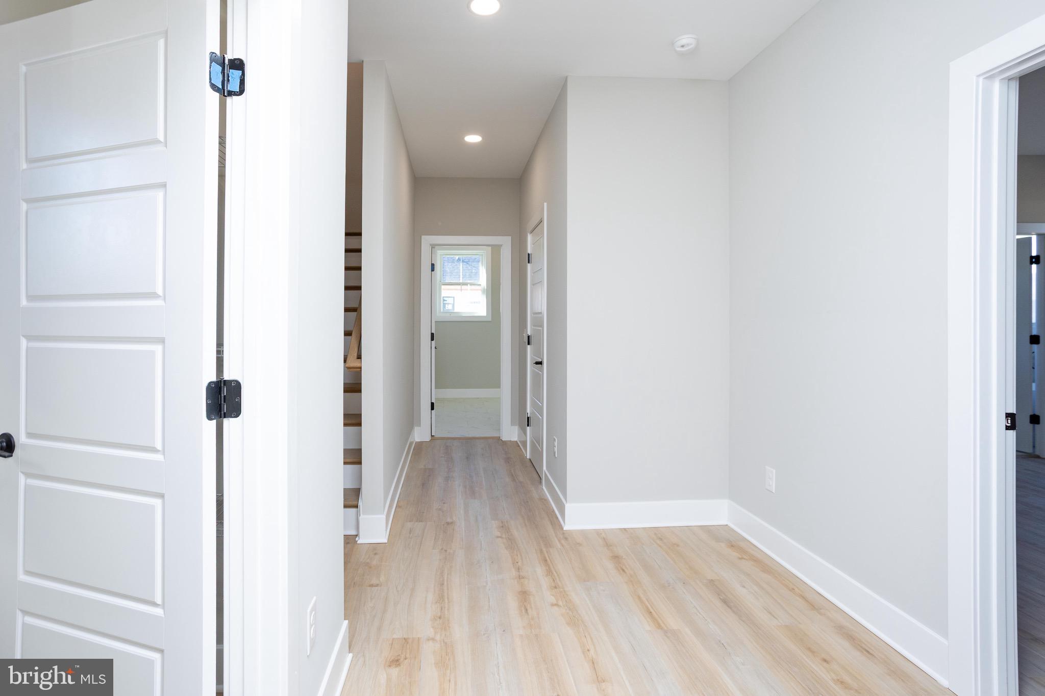 THE PONDS - Residential