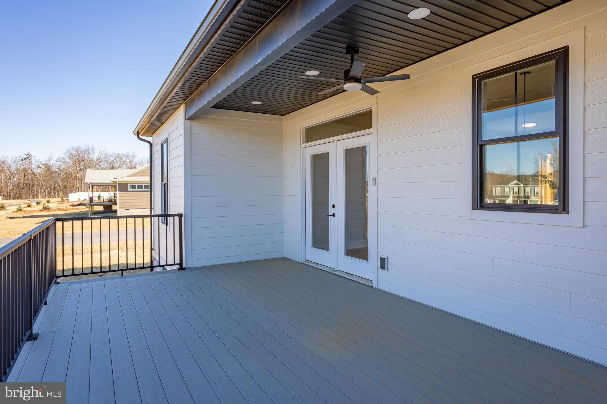 THE PONDS - Residential