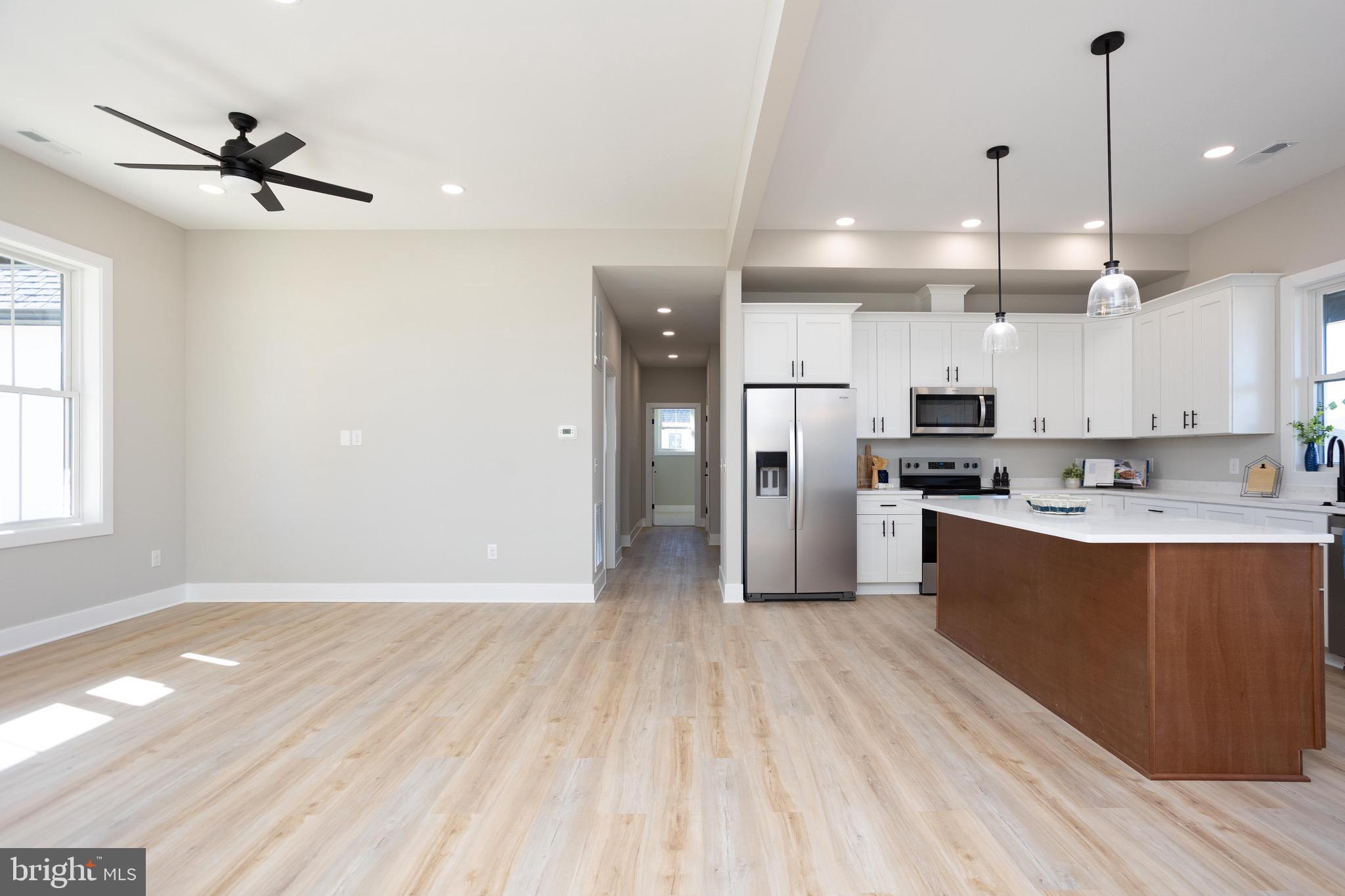 THE PONDS - Residential