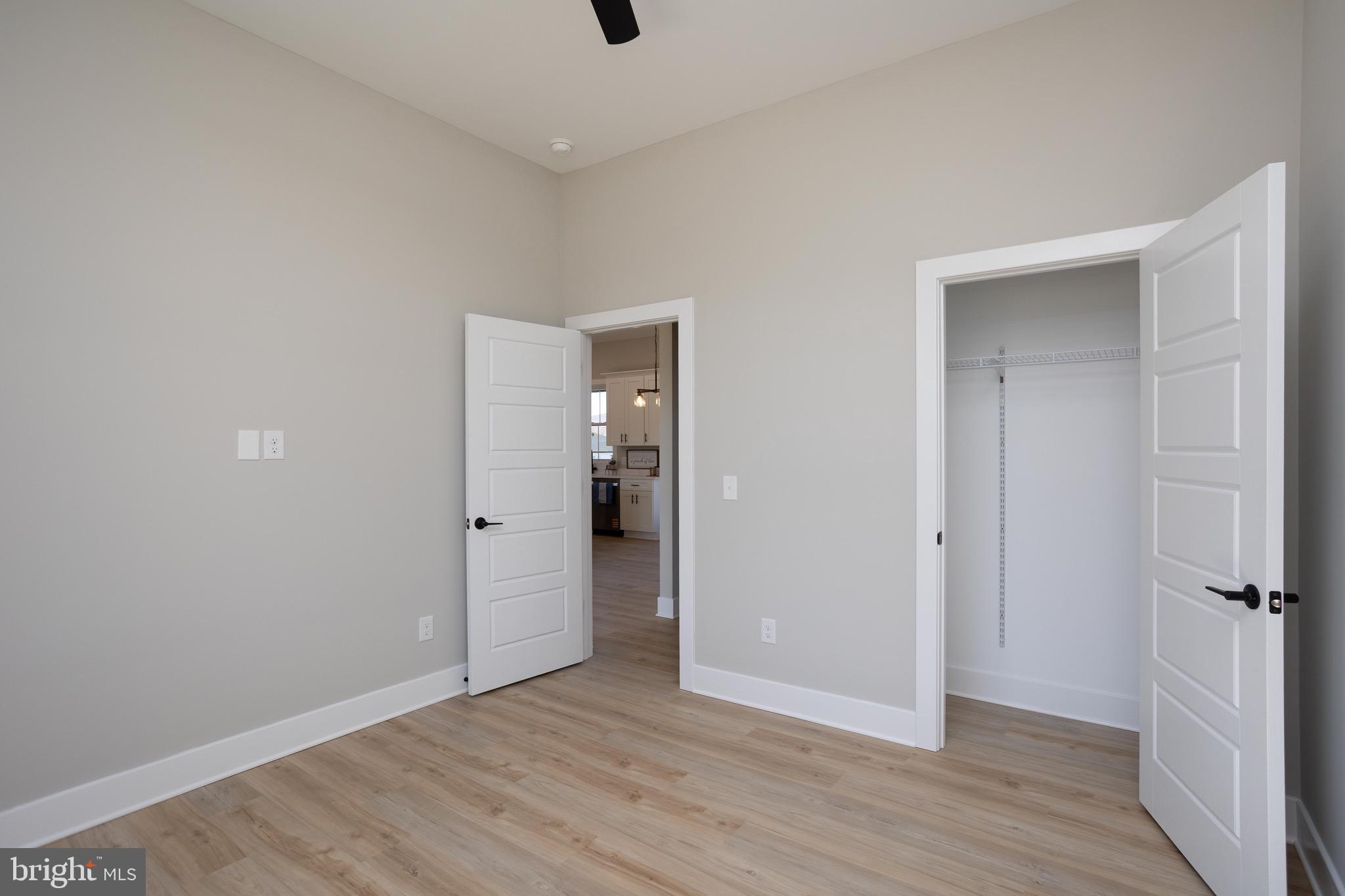 THE PONDS - Residential