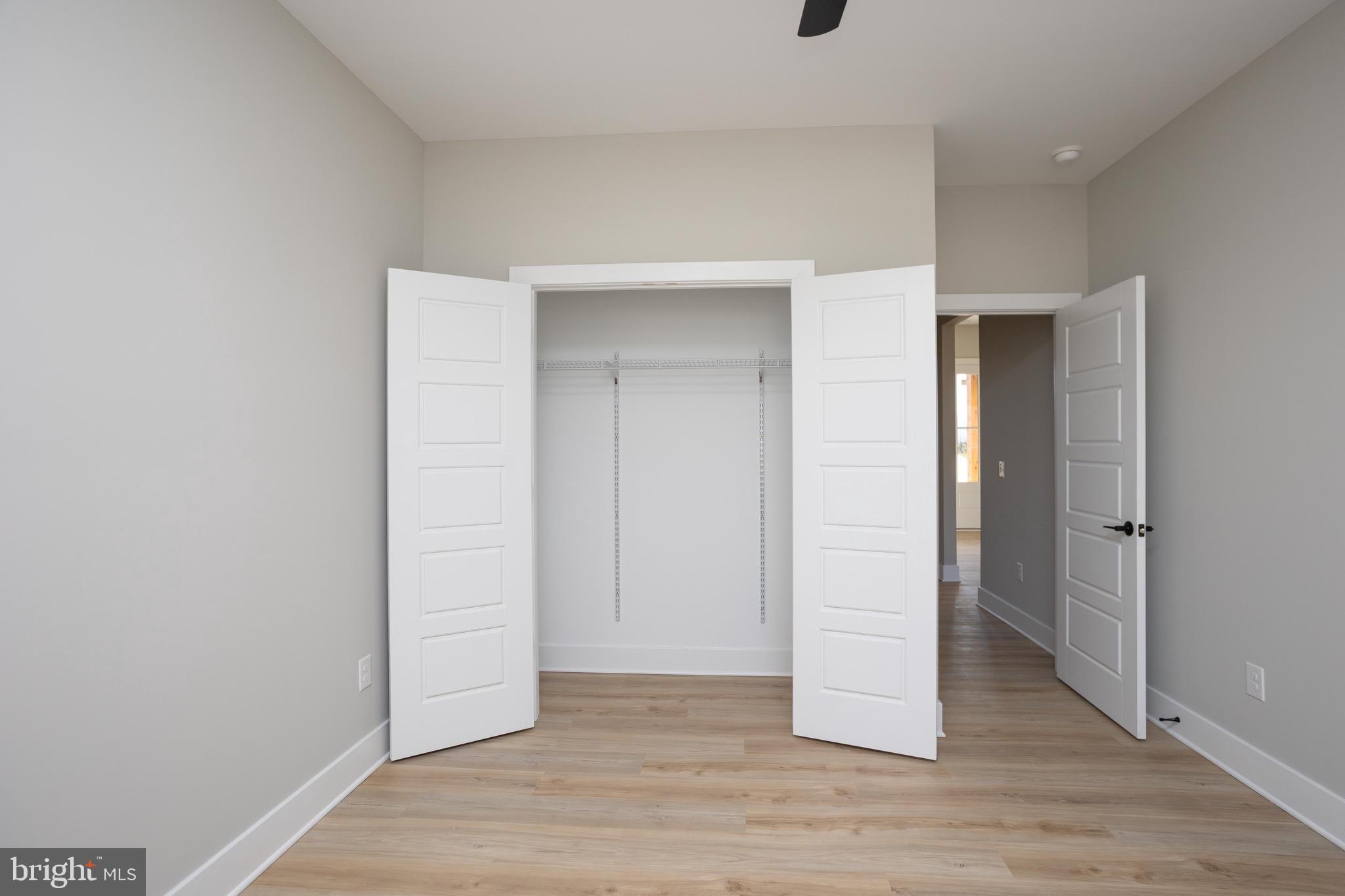 THE PONDS - Residential