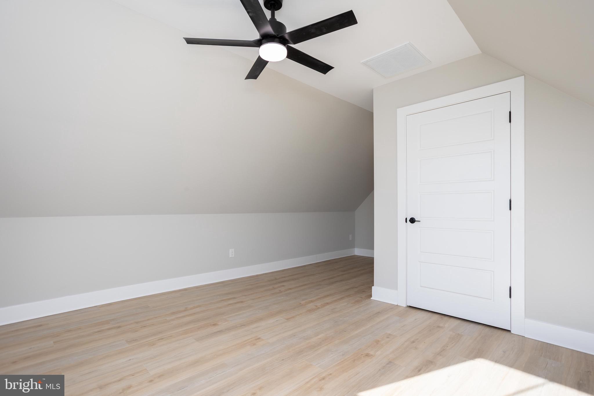 THE PONDS - Residential