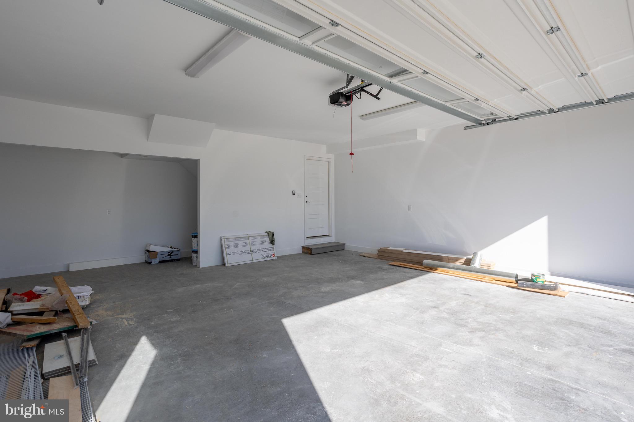 THE PONDS - Residential