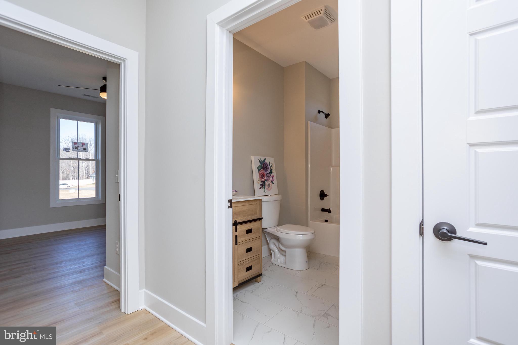 THE PONDS - Residential