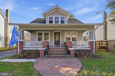 Homes For Sale - 21235 Rock Hall Avenue<br/> ROCK HALL, MD 21661