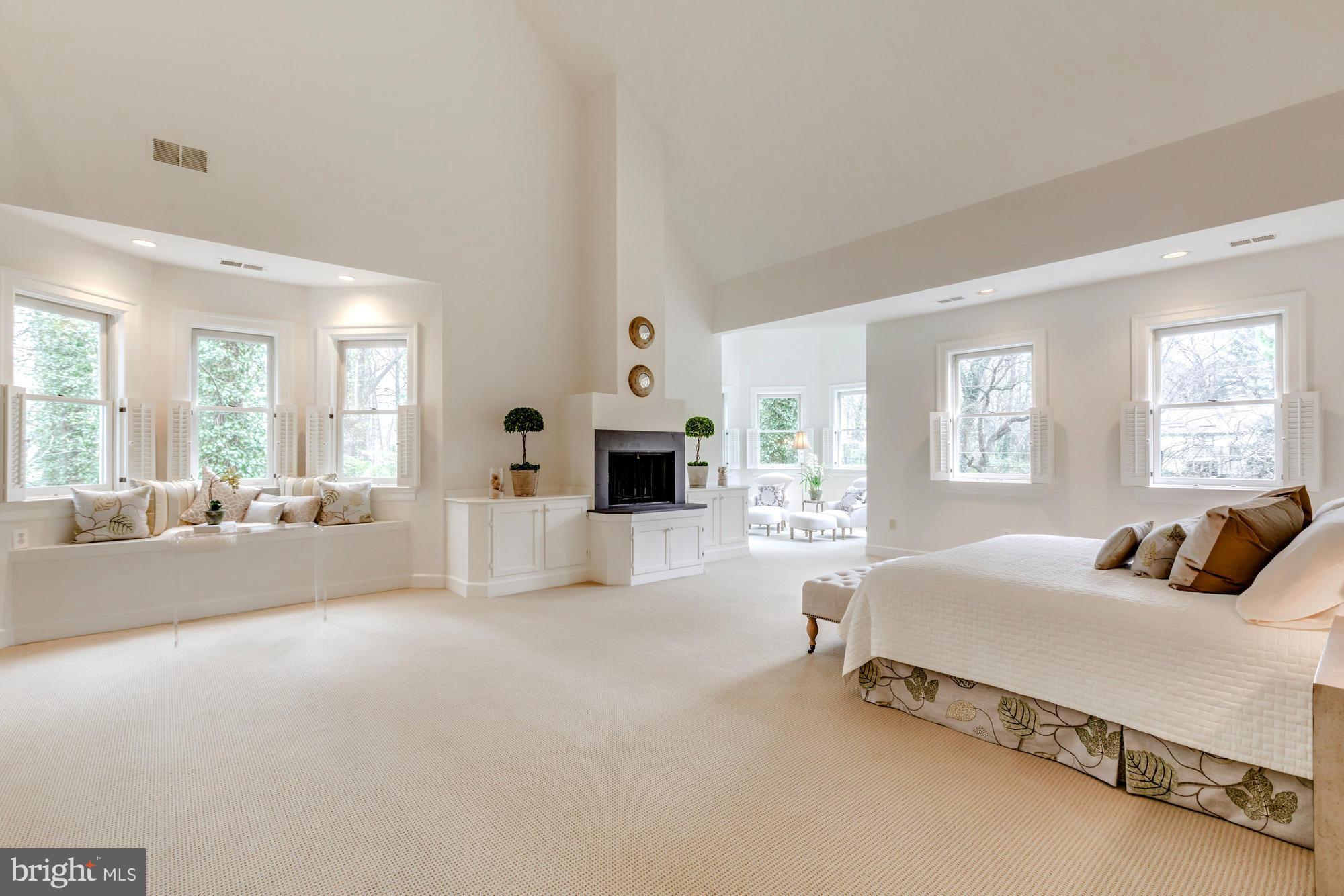 ELMWOOD ESTATES - Residential