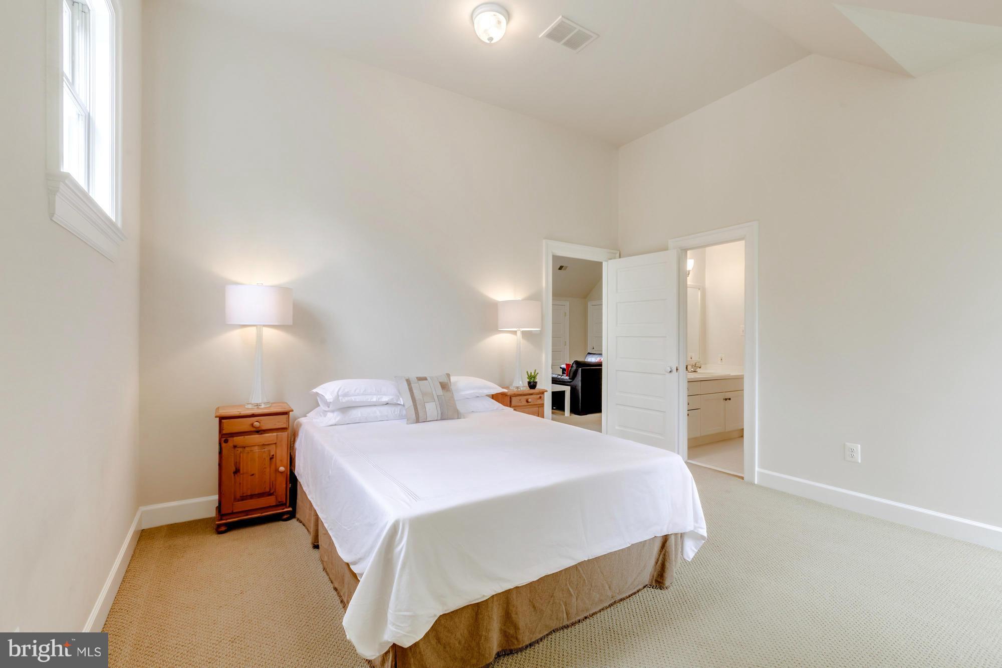 ELMWOOD ESTATES - Residential