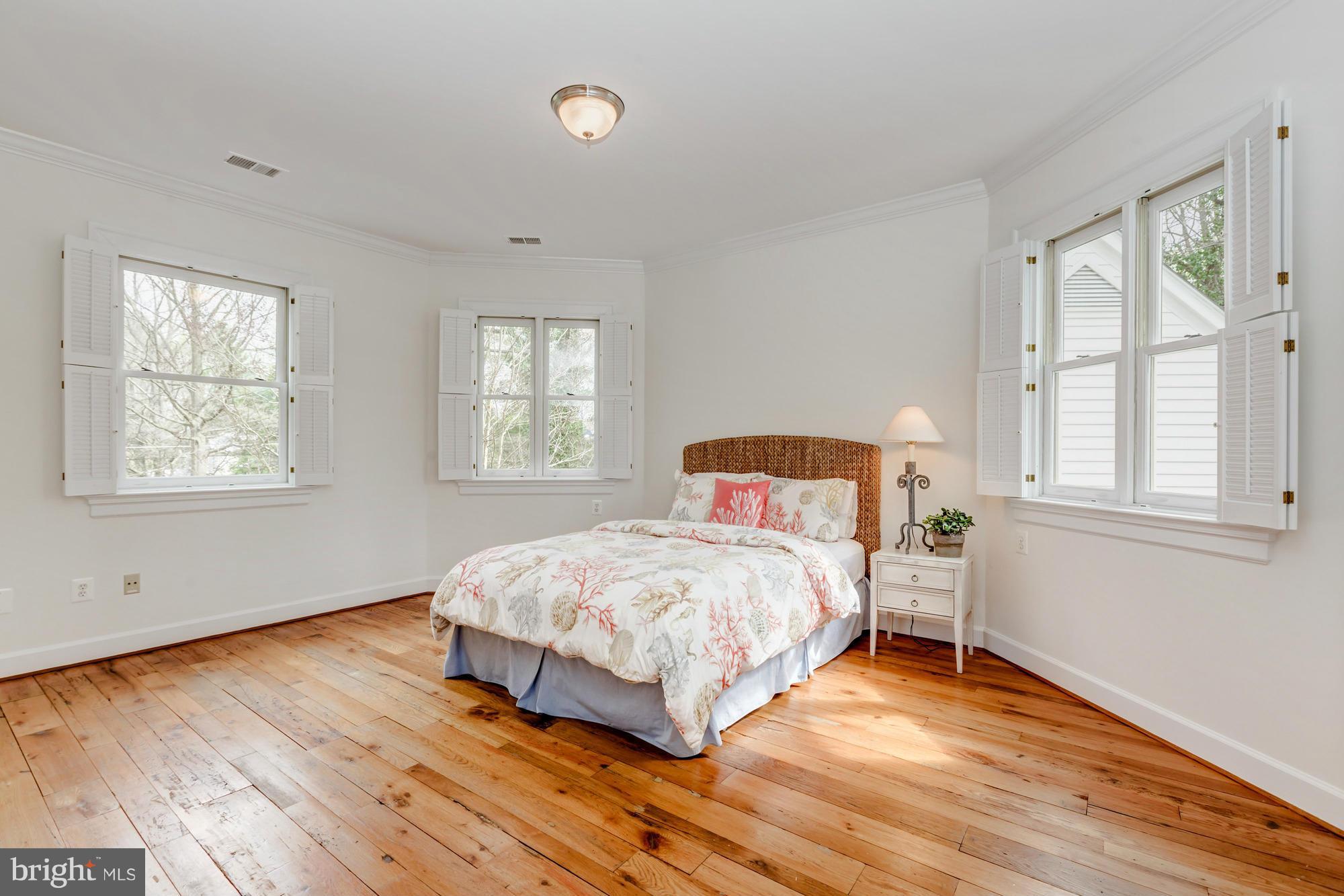 ELMWOOD ESTATES - Residential