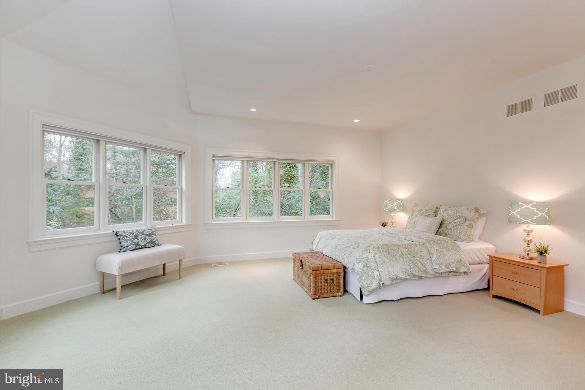 ELMWOOD ESTATES - Residential