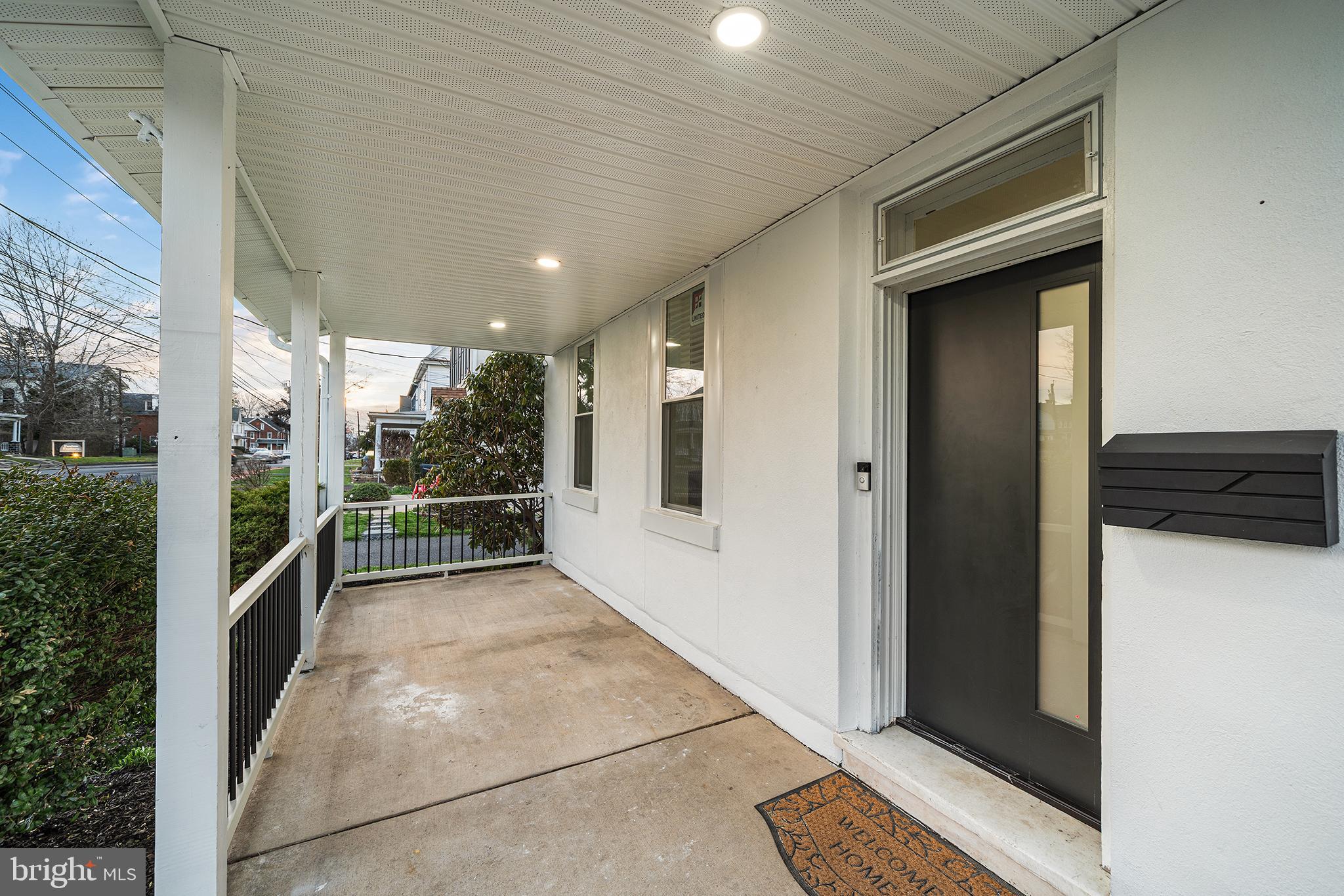 919A W BROAD STREET 919A
