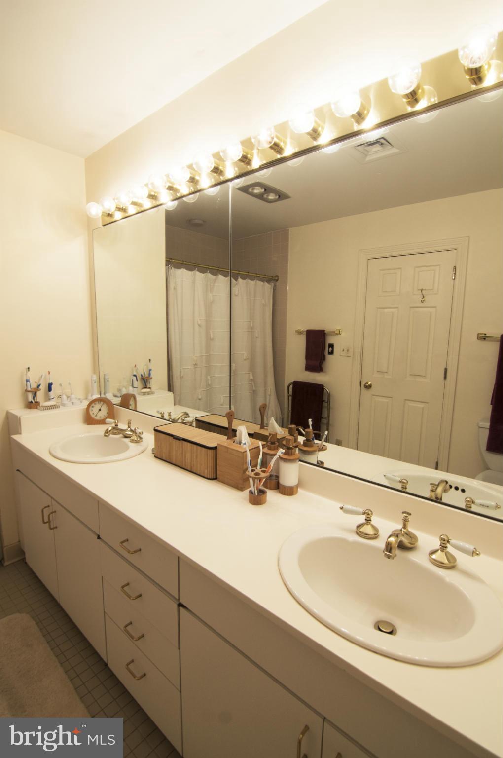 INNER HARBOR - Residential